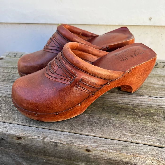 Vintage Vintage Highlights wooden clogs boho Woodstock hippie 10B