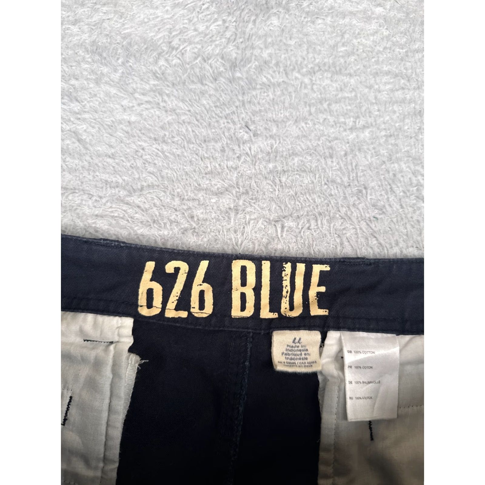 Vintage 626 Blue Shorts Mens 44 Cargo 100% Cotton Twill Casual Zip Pockets Logo Cargo Pocket Regular Blue Mens Shorts 626 Blue 44x10 Size US 44 / EU 60 - 7 Thumbnail