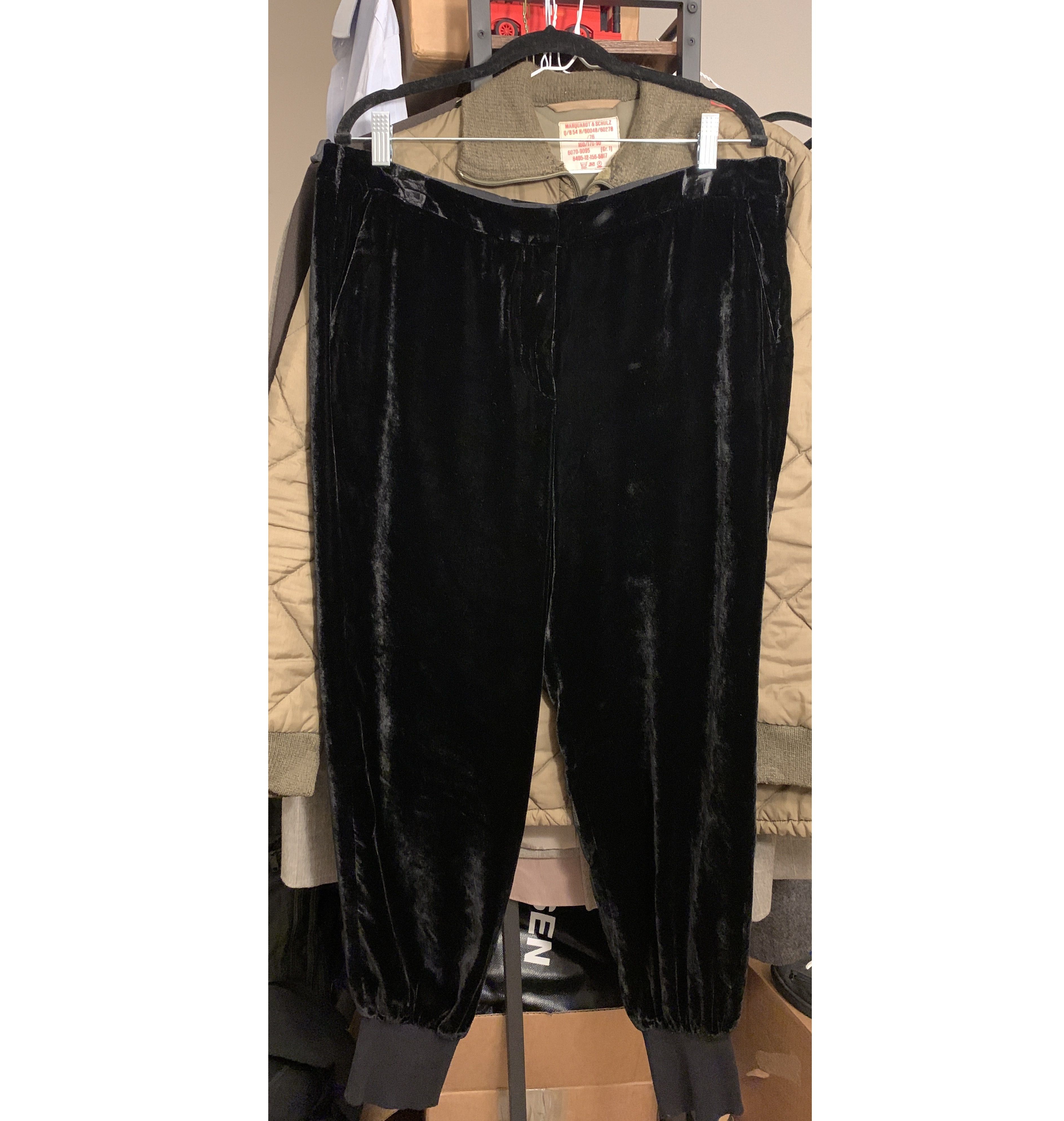 Giorgio Armani Vintage Black Crushed Velvet Silk Viscose Sweatpants Size 36" / US 14 / IT 50 - 8 Thumbnail