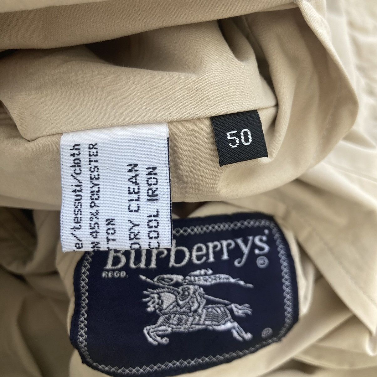 Burberry VINTAGE BURBERRY NOVA CHECK REVERSIBLE JACKET Size US XL / EU 56 / 4 - 16 Thumbnail