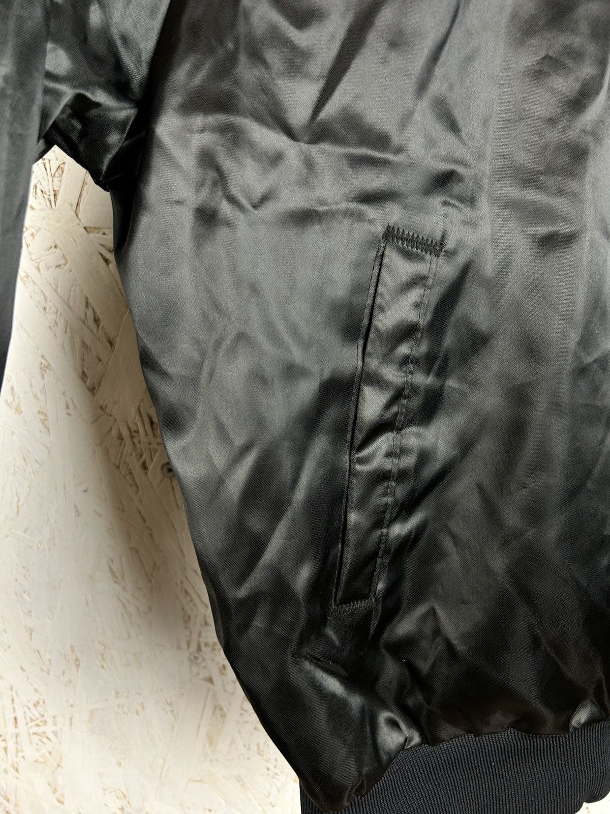 Chalk Line 90s Chalk Line Orlando Magic NBA Satin Bomber Jacket Black L Size US L / EU 52-54 / 3 - 9 Thumbnail