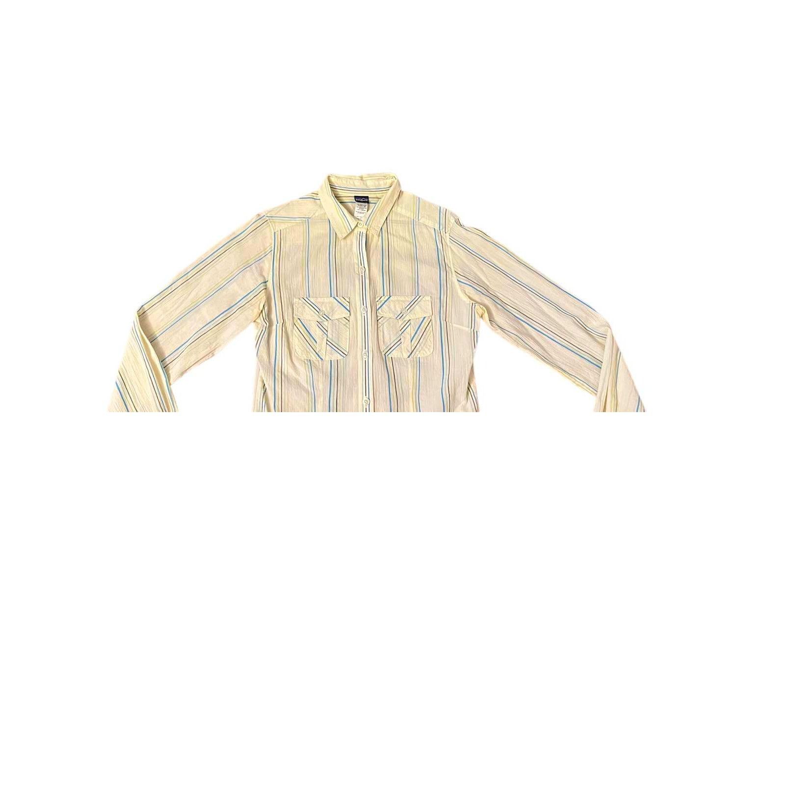 Patagonia Patagonia Womens Size 2 Button-Down Shirt in good condition. Size S / US 4 / IT 40 - 2 Thumbnail