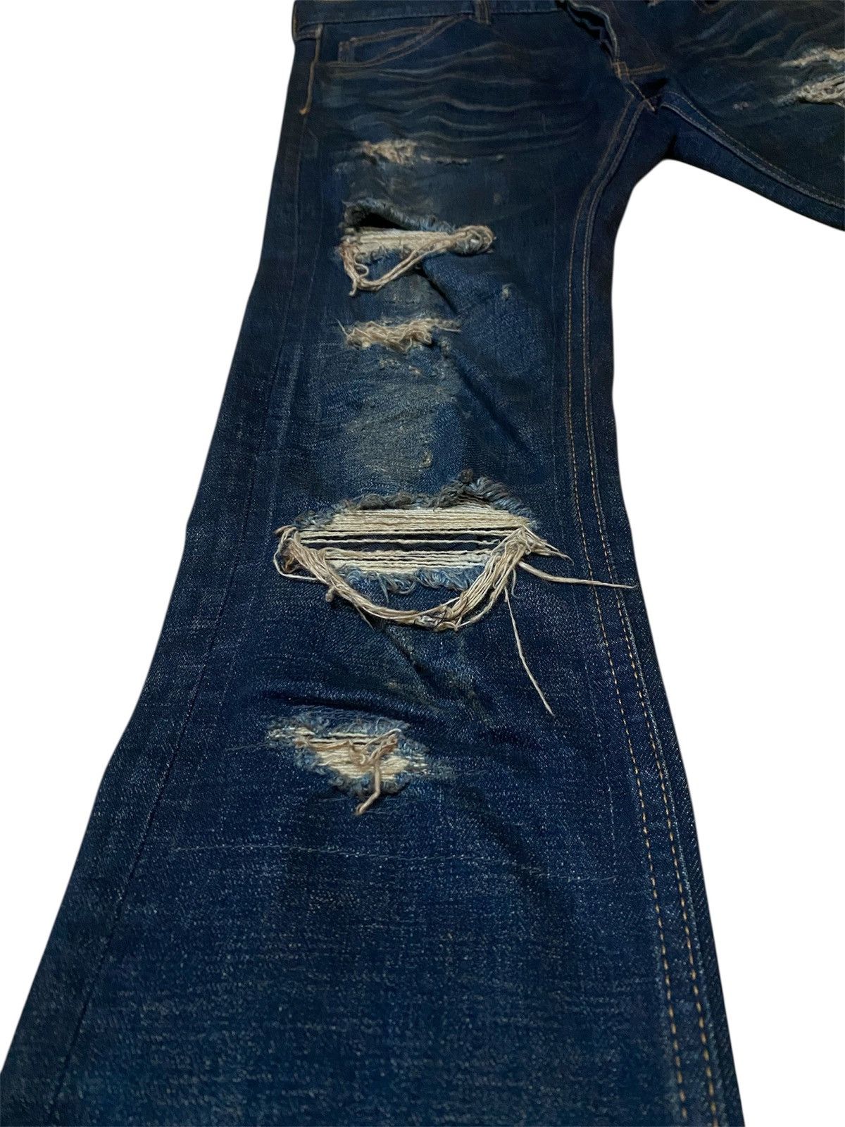 Isamu Katayama Backlash Isamu Katayama Damage Distressed Rugged Skinny Japan Denim Size US 32 / EU 48 - 8 Thumbnail