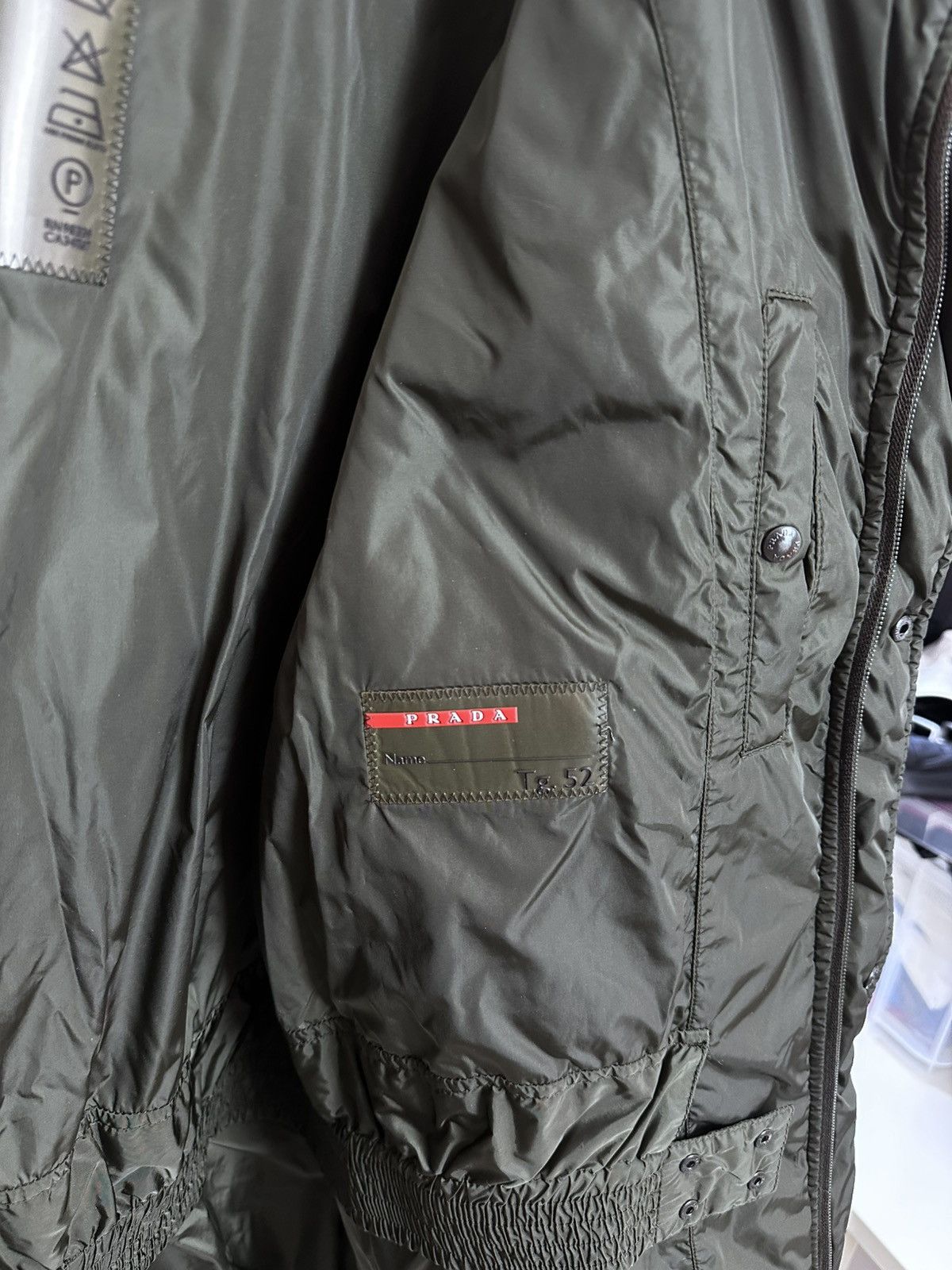 Prada Prada Sport SGA407 Down Puffer Jacket Olive Green Size 52/L Size US L / EU 52-54 / 3 - 7 Thumbnail