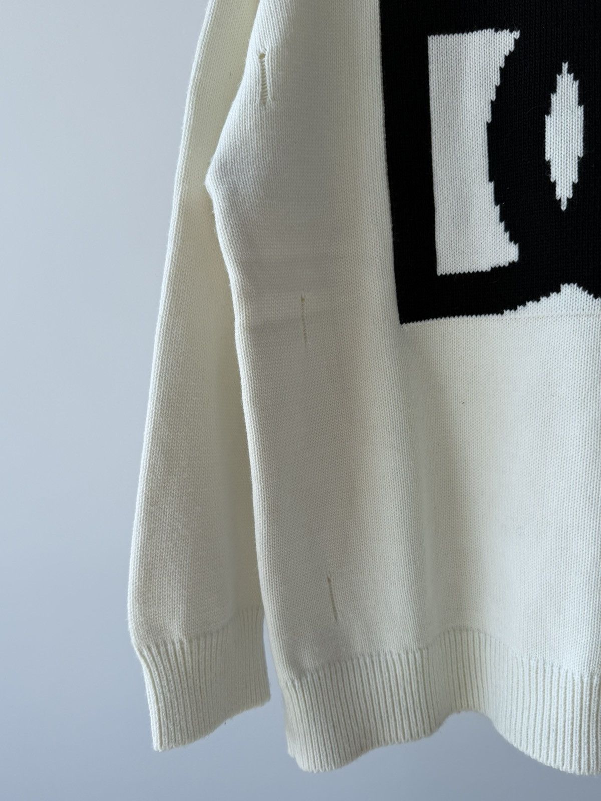 Dolce & Gabbana Dolce & Gabbana Big Logo Distressed Knit Sweater Size US M / EU 48-50 / 2 - 5 Thumbnail