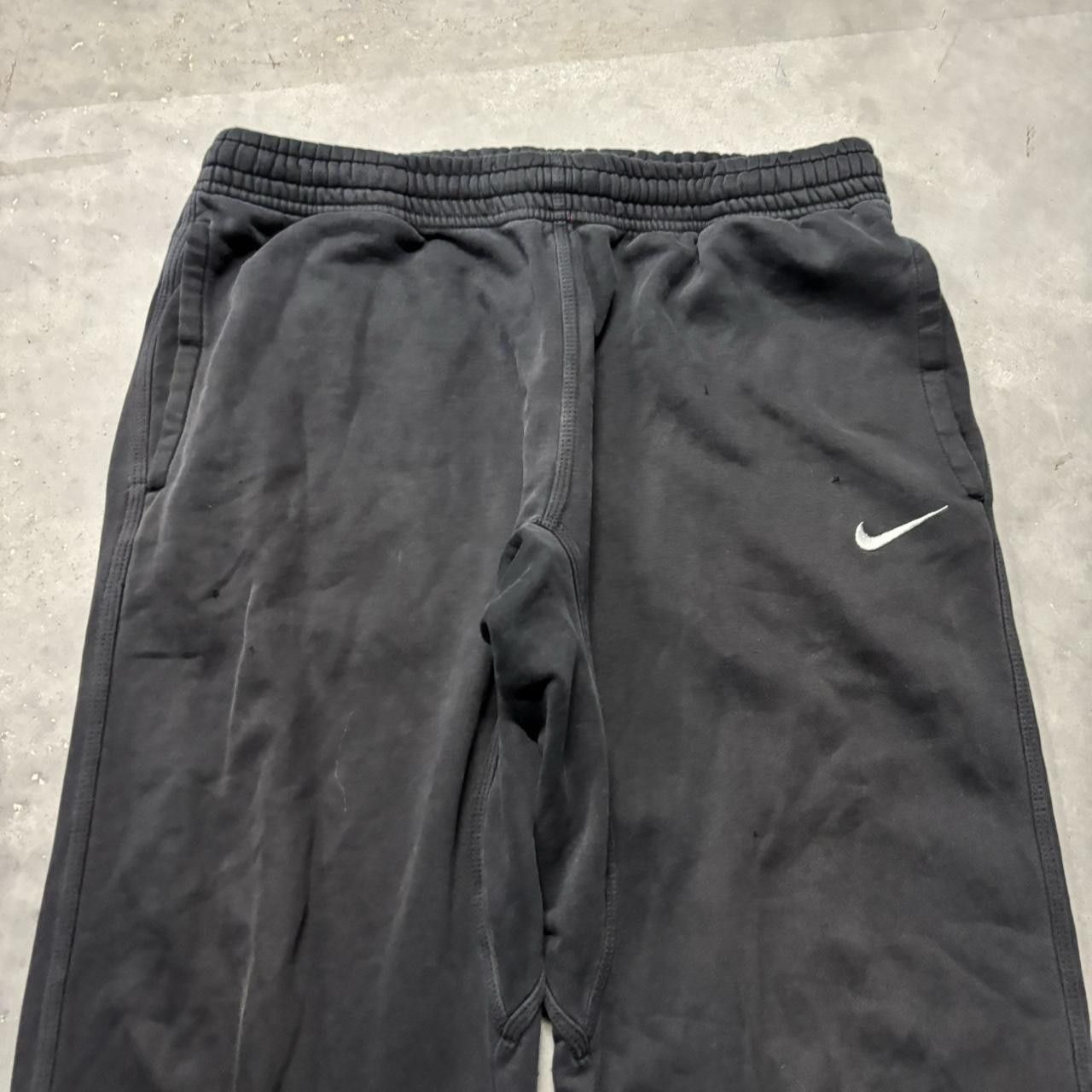 Nike × Vintage Crazy Vintage Y2K/2000s Baggy Black Nike Swoosh Skater Essential Sweatpants! Size US 32 / EU 48 - 4 Thumbnail