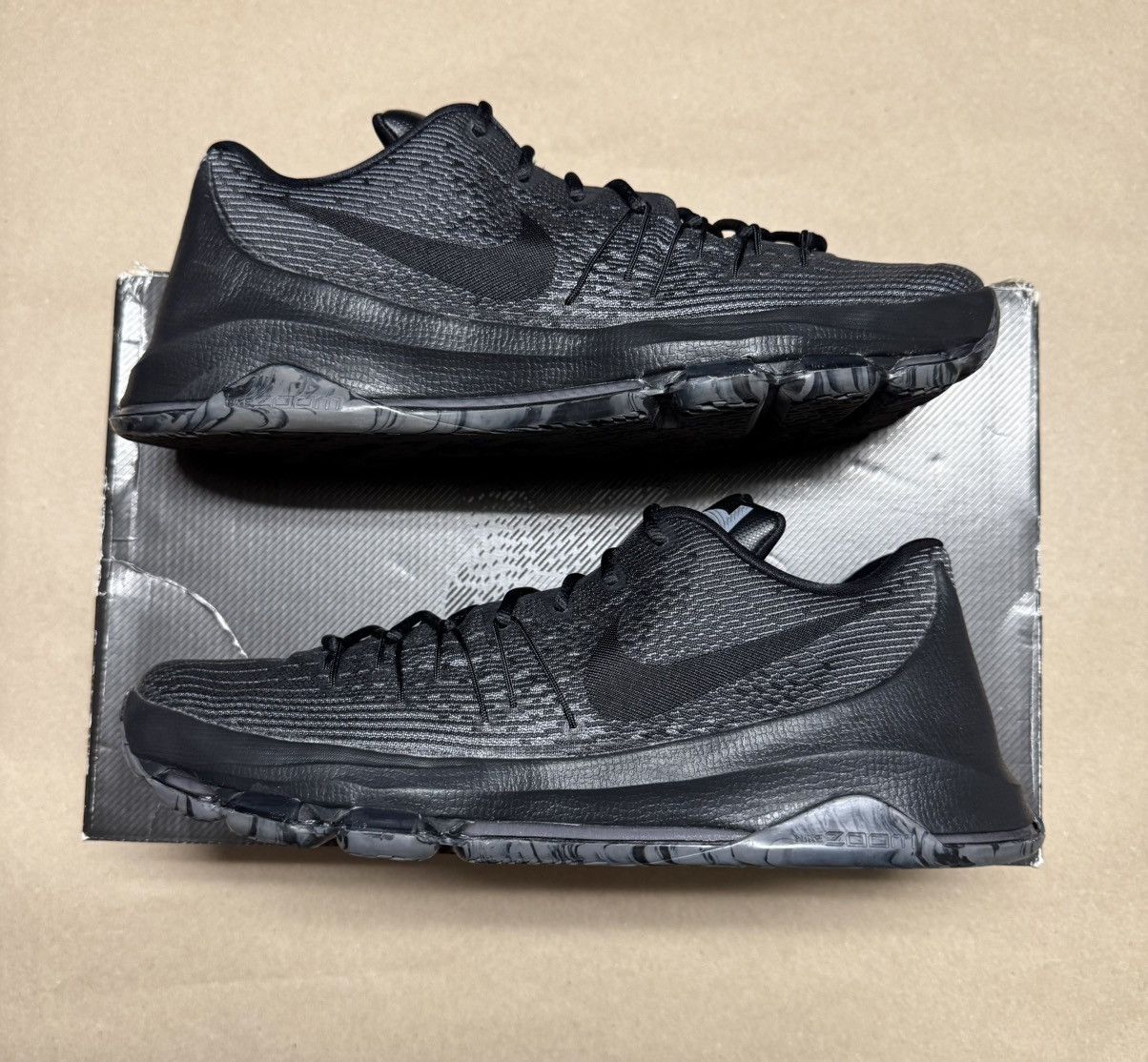 Nike Nike KD 8 Blackout Kevin Durant Men’s size 14 basketball! Size US 14 / EU 47 - 1 Thumbnail