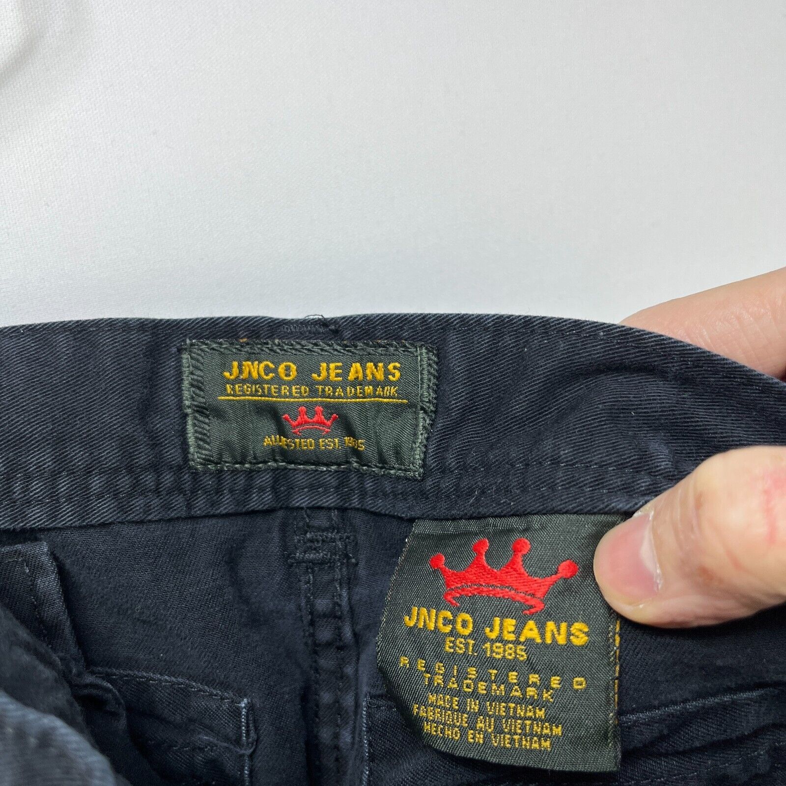 JNCO × Vintage Vintage JNCO Shorts Cargo Rare 36 Baggy Wide Leg Embroidered Size US 36 / EU 52 - 3 Thumbnail