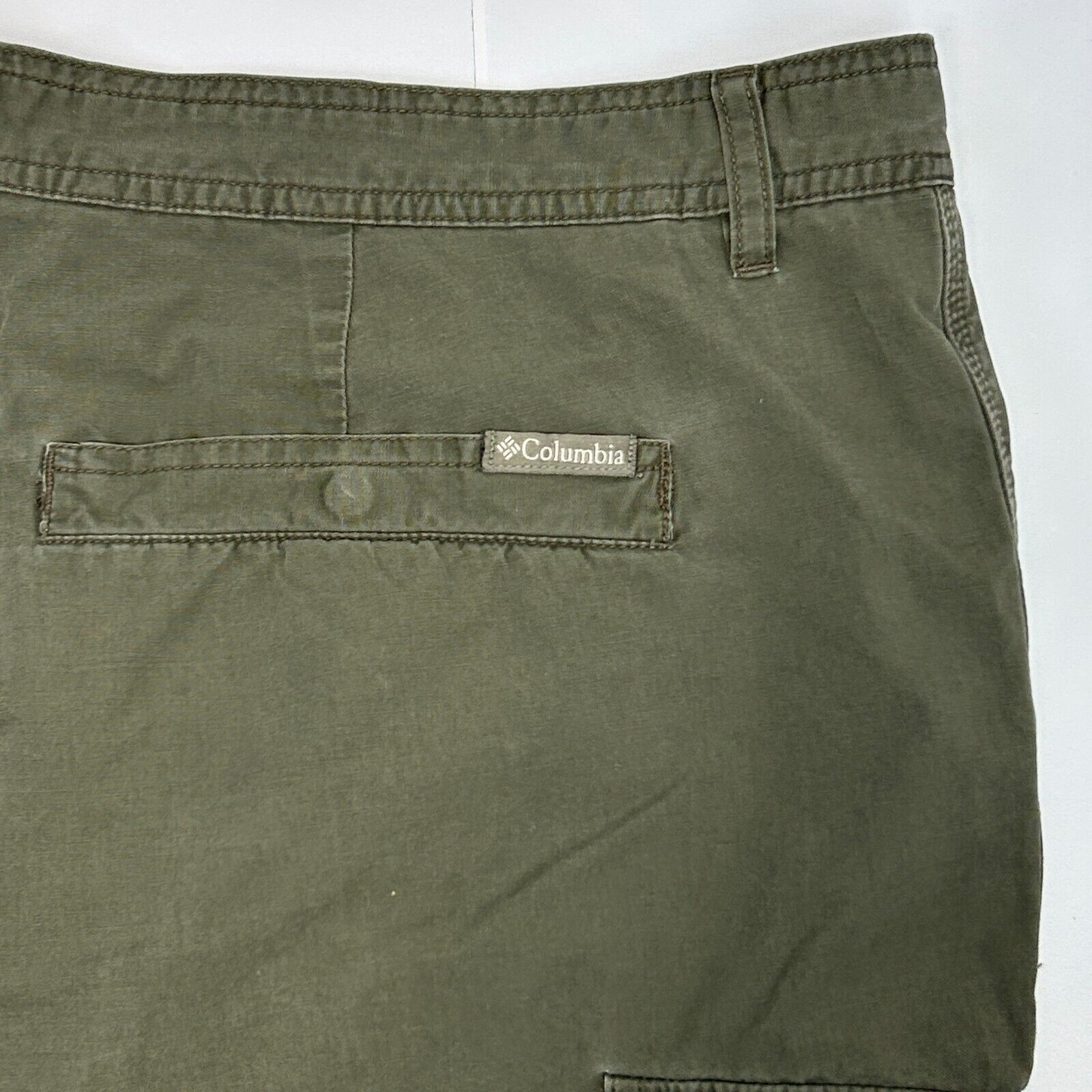 Columbia Columbia Sportswear Chino Cargo Shorts Pockets Flat Front 42 Size US 42 / EU 58 - 4 Thumbnail