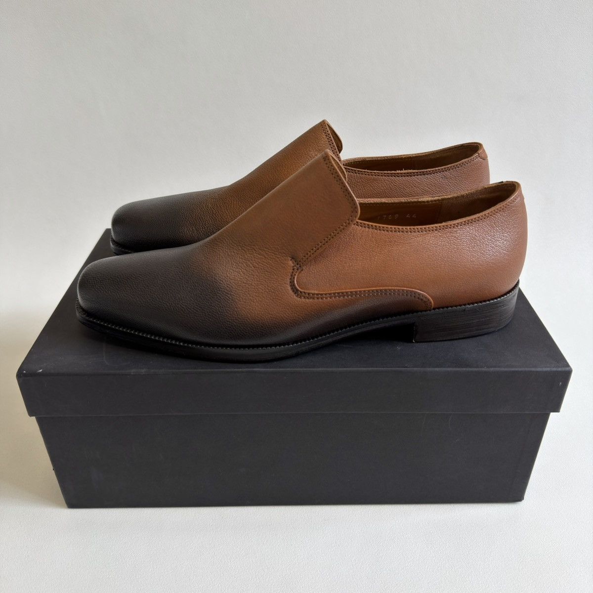 Dries Van Noten Brown ‘Burnished Toes’ Leather Loafers Size US 11 / EU 44 - 25 Thumbnail