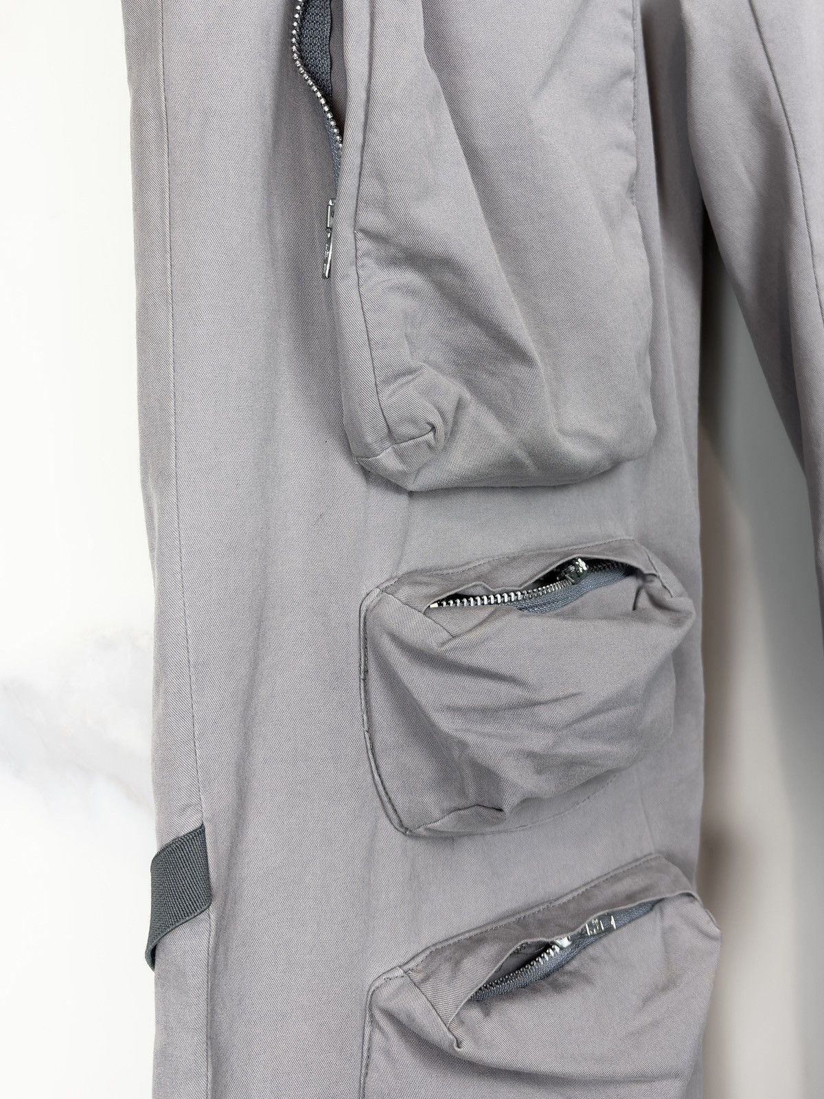 Helmut Lang AW99 Helmut Lang Vintage 3D Pocket Astro Bondage Cargo Pants Size US 32 / EU 48 - 5 Thumbnail
