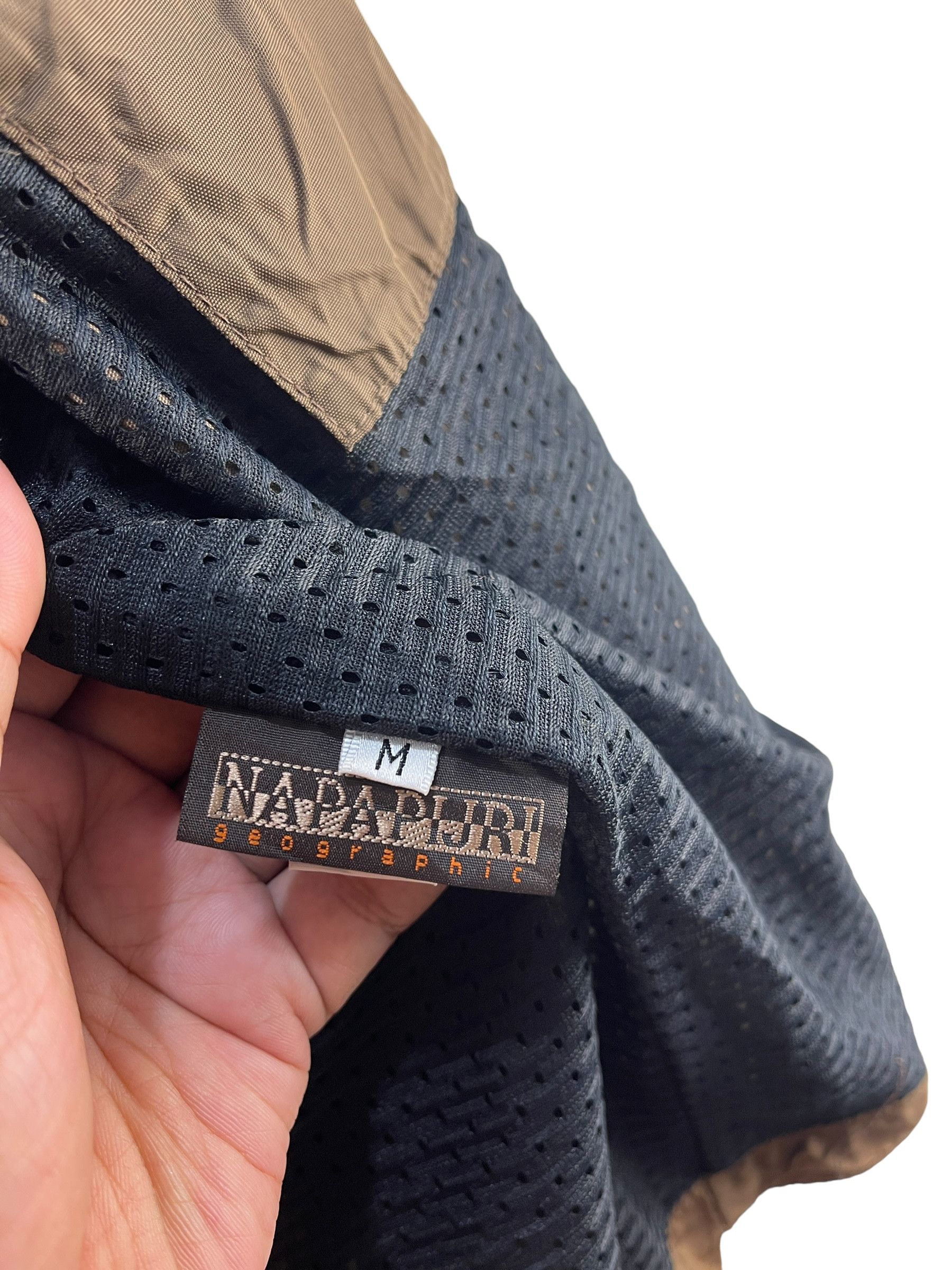 Napapijri Vintage Napapijri Windbreaker Jacket Size US M / EU 48-50 / 2 - 14 Thumbnail