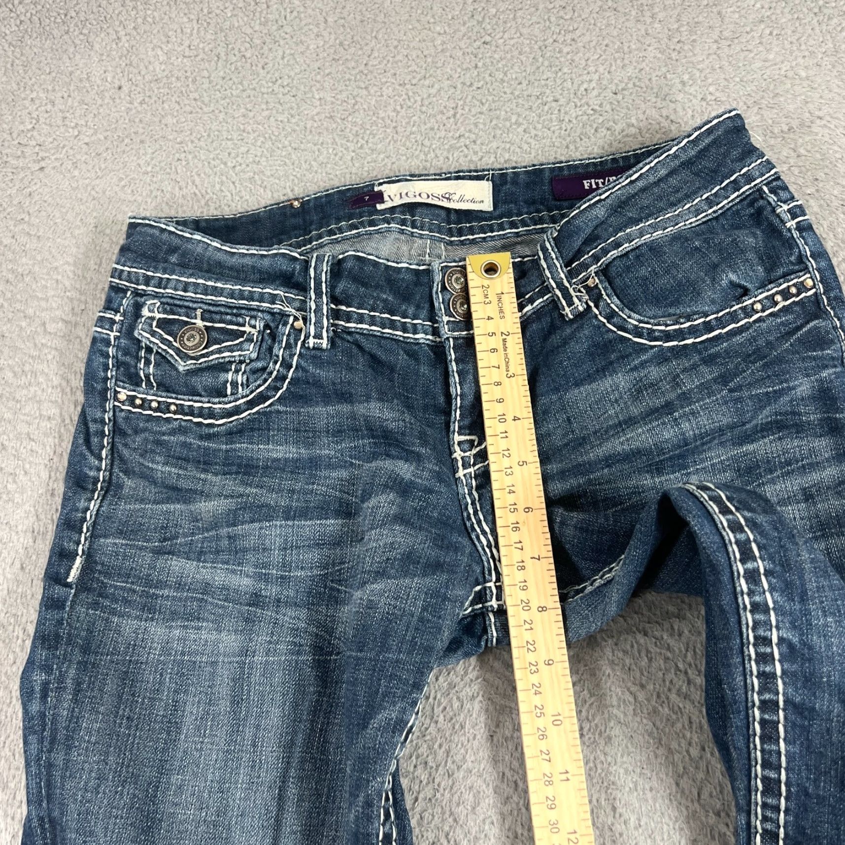 Vintage VIGOSS Women’s Boot Cut Jeans 7 Flap Pocket Distressed Denim Low Rise Cotton Blue 80s 90s Retro Size 28" / US 6 / IT 42 - 5 Thumbnail
