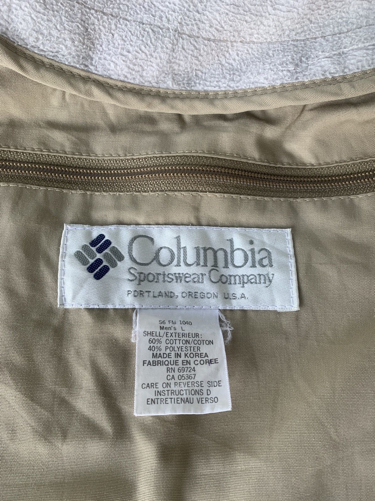 Columbia × Vintage Vintage Columbia multi pocket fishing gear outdoor vest Size US L / EU 52-54 / 3 - 6 Thumbnail