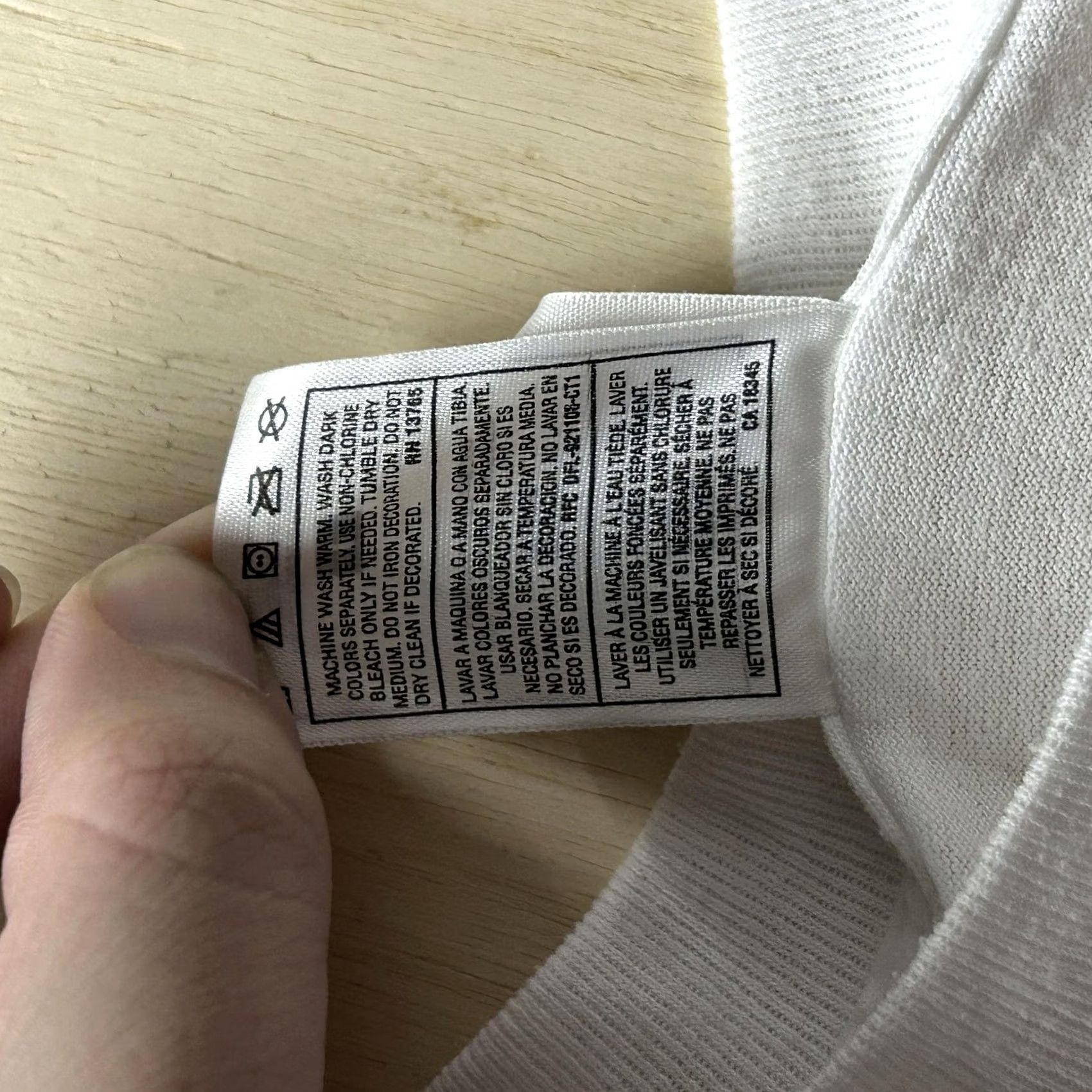 Fruit Of The Loom VINTAGE Fruit Of The Loom Shirt Mens Large White Proud American Flag Tee Size US L / EU 52-54 / 3 - 3 Thumbnail