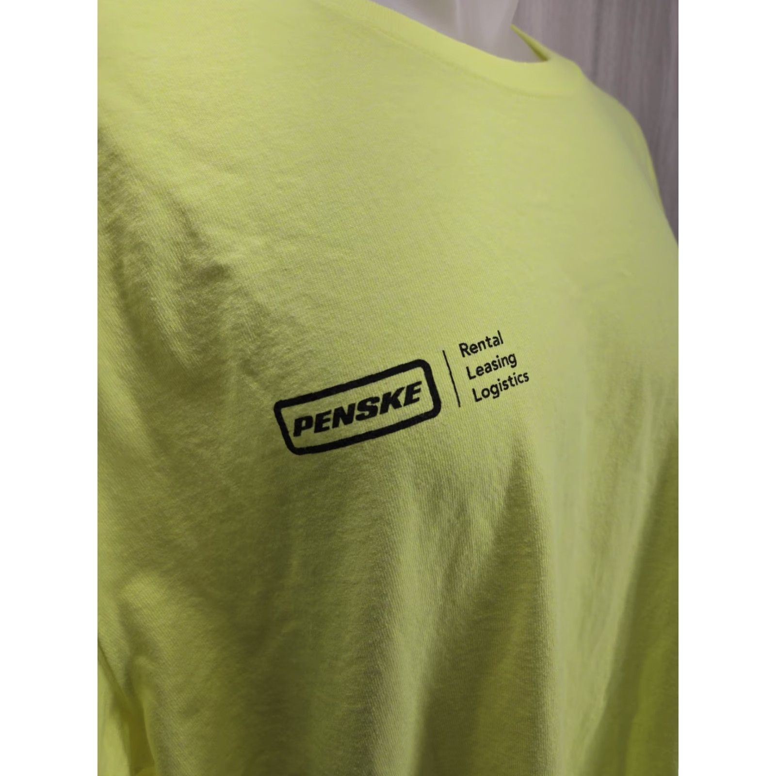 Carhartt Carhartt T-shirt Mens 2XL Yellow Crew Neck Pocket Shirt Vintage-None Size US XXL / EU 58 / 5 - 7 Thumbnail