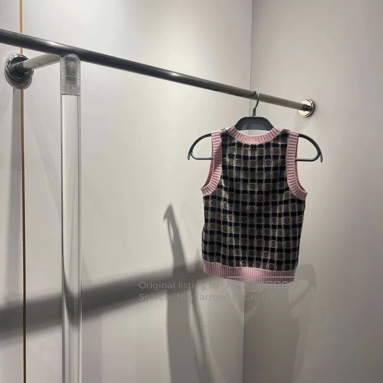 Chanel Chanel Slogan letter logo plaid sling Size XS / US 0-2 / IT 36-38 - 2 Thumbnail