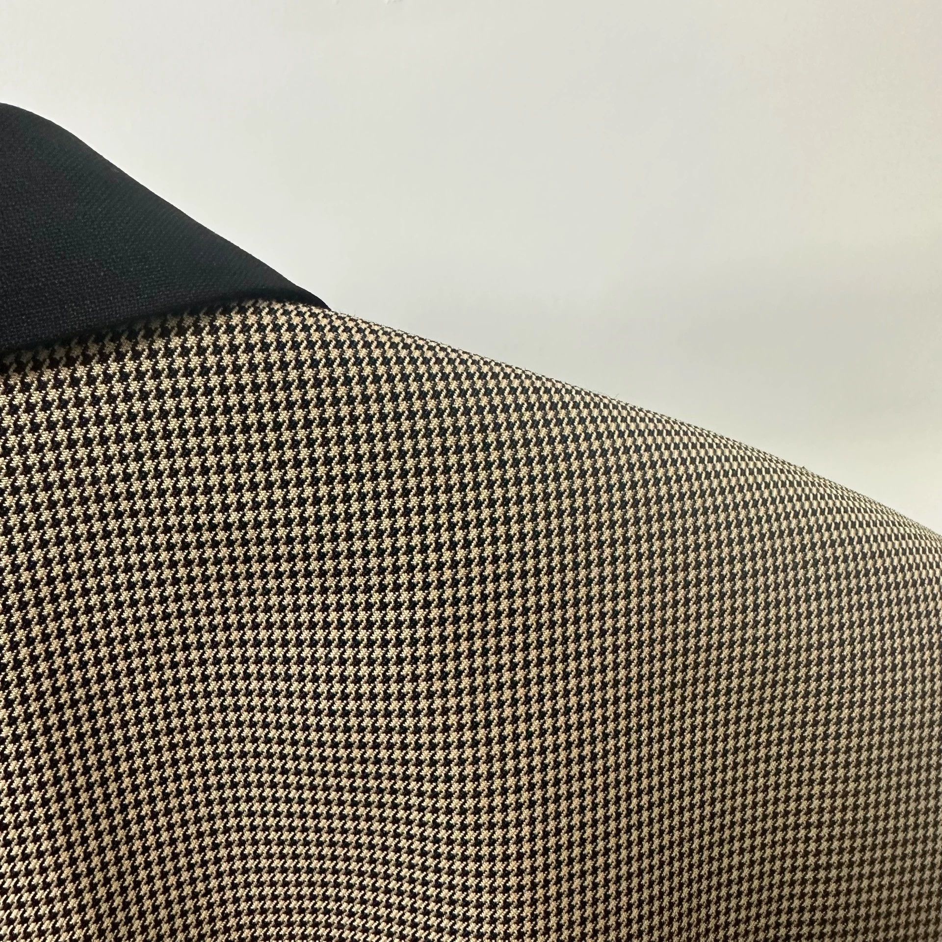 Givenchy Givenchy blazer new houndstooth lock buckle 48 Size US M / EU 48-50 / 2 - 3 Thumbnail