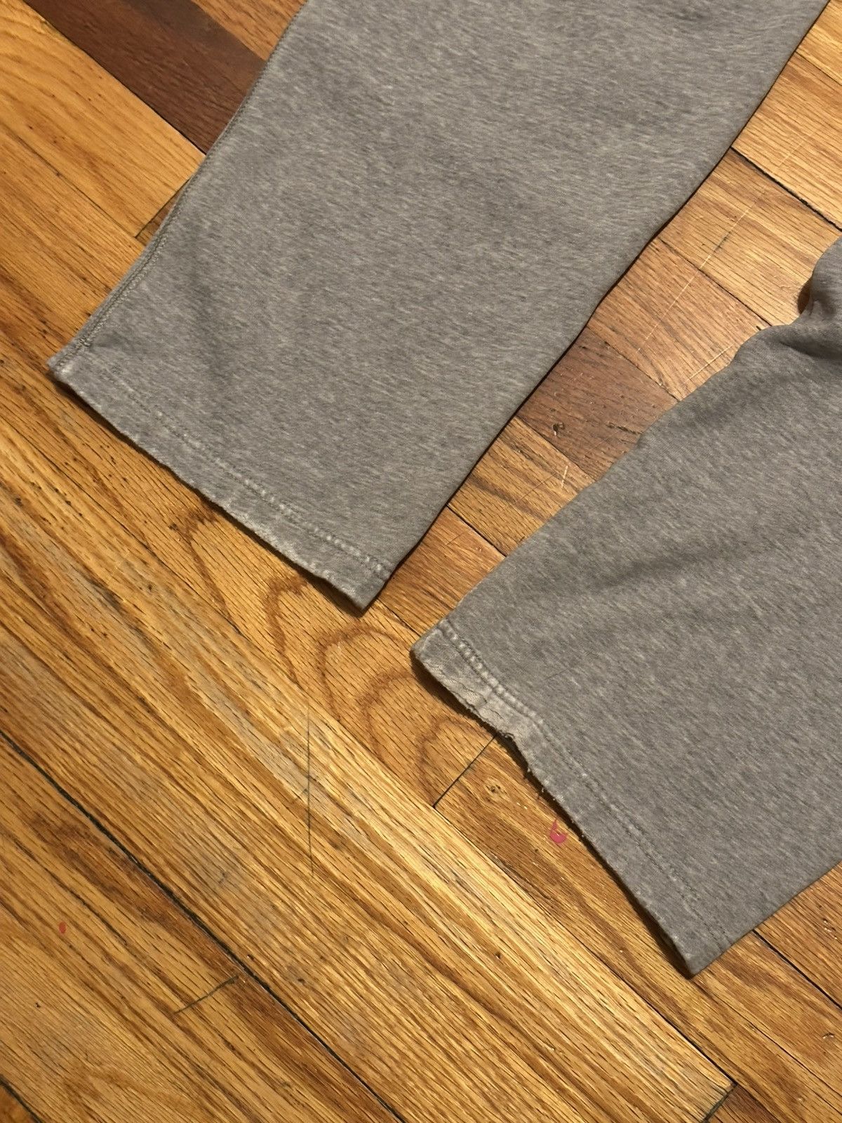 Nike Vintage Nike Grey Fleece Sweatpants Size US 34 / EU 50 - 6 Thumbnail