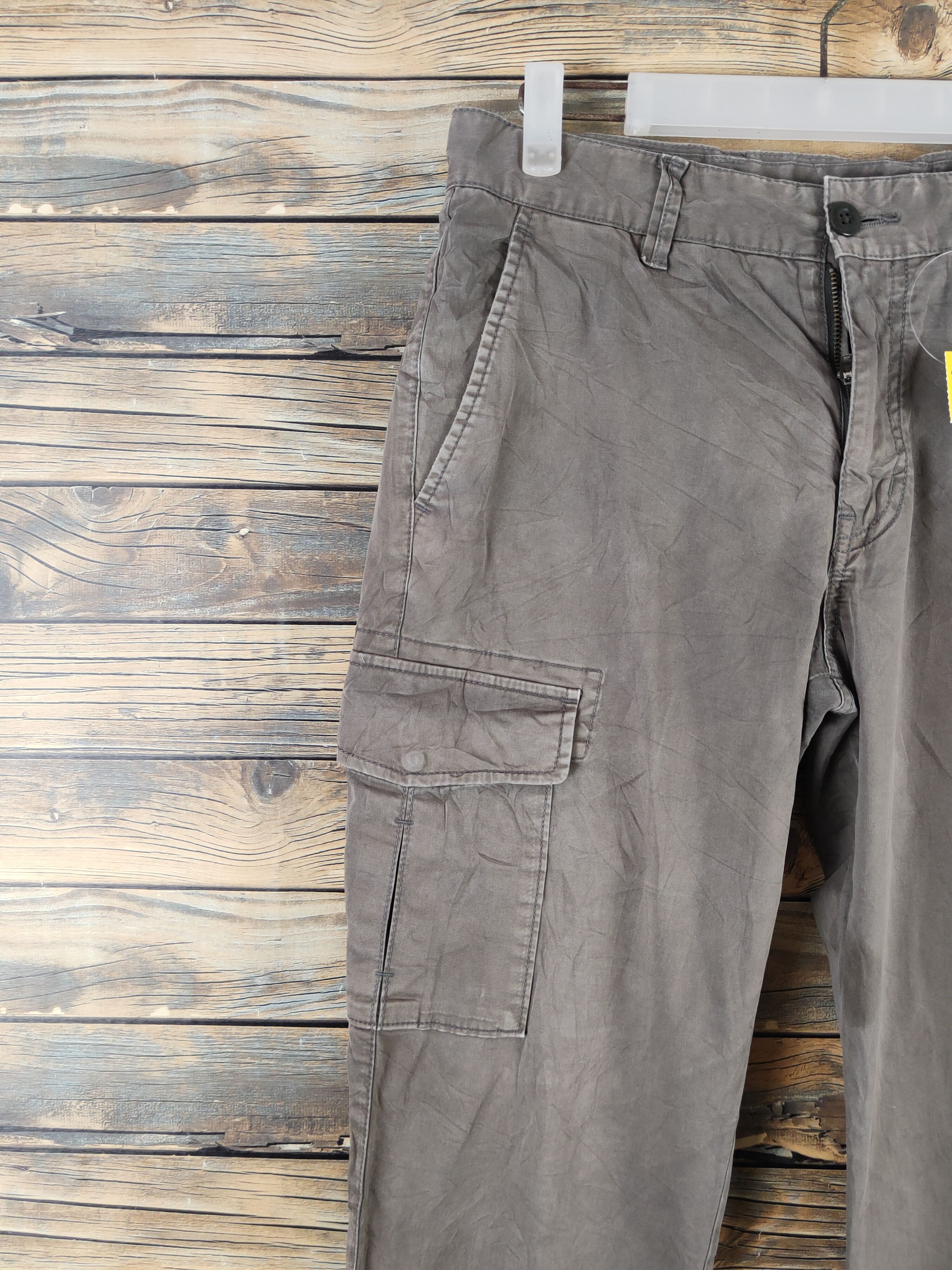 Japanese Brand Uniqlo Olive Multipocket Tactical Cargo Pants #W22 Size US 29 - 3 Thumbnail