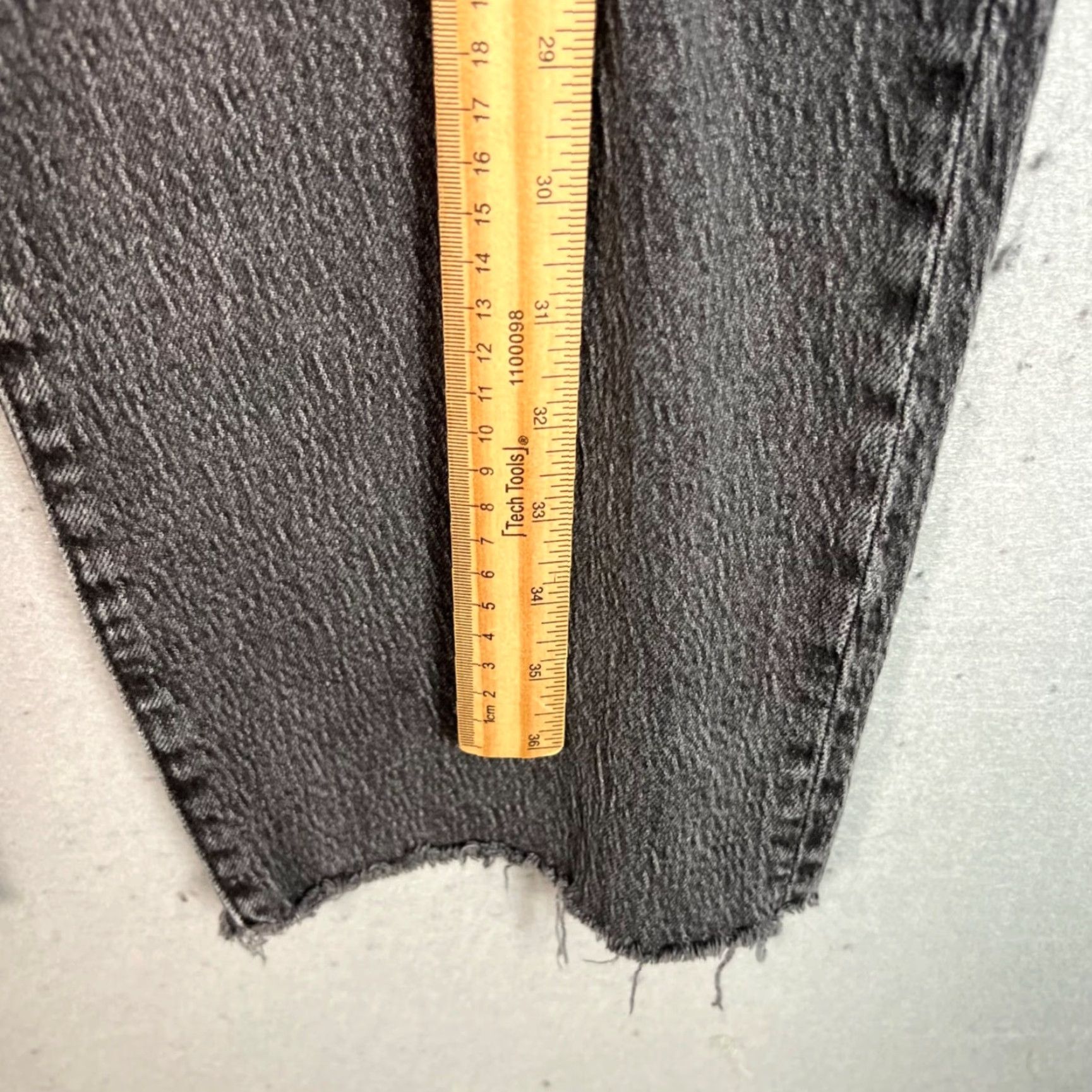 Madewell Madewell Womens Size 32 Gray High-Rise Straight Jeans Raw Hem Size 24" / US 00 / IT 34 - 7 Thumbnail