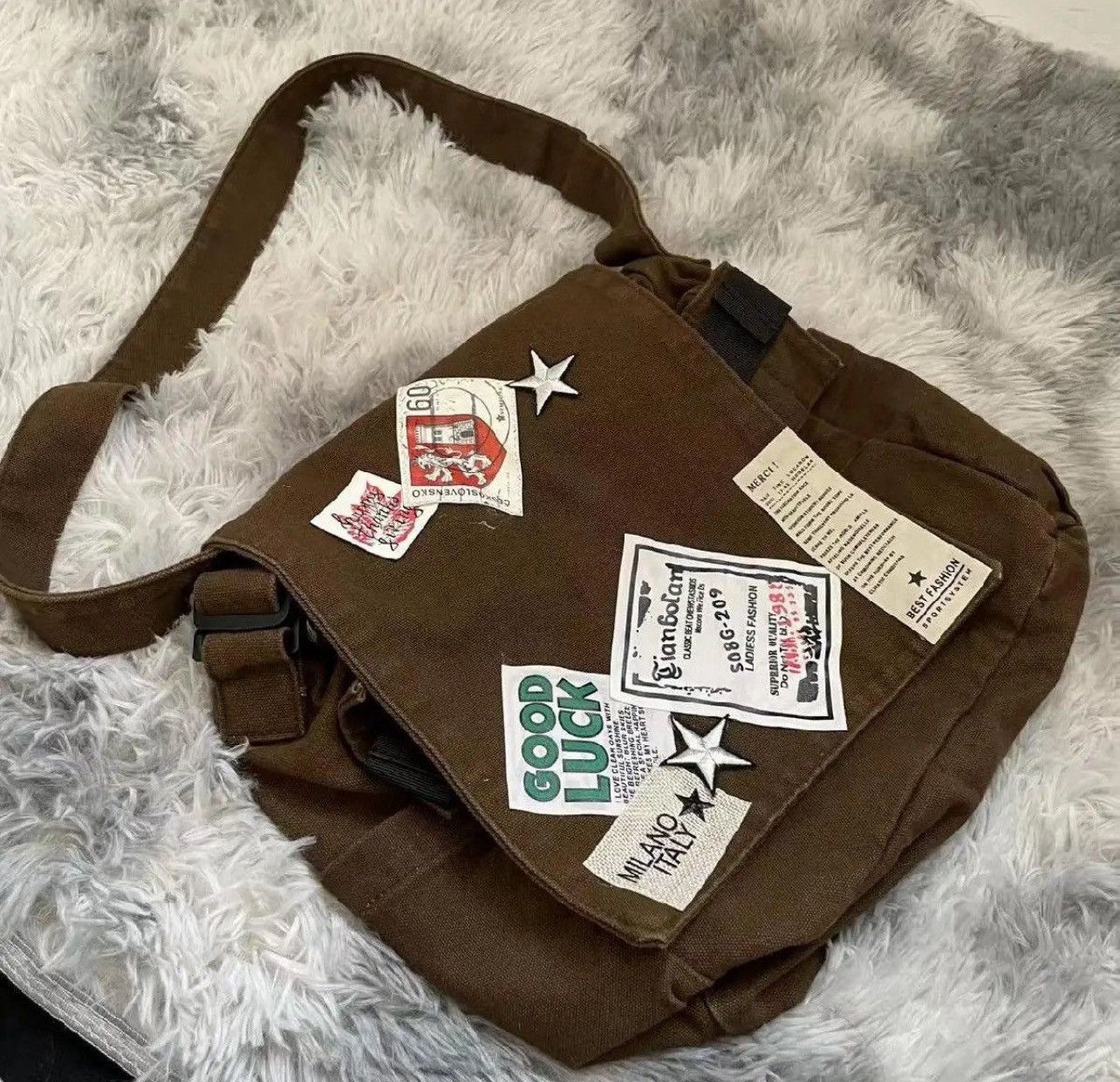 Japanese Brand × Vintage Vintage Y2k Messenger Bag Size ONE SIZE - 6 Thumbnail