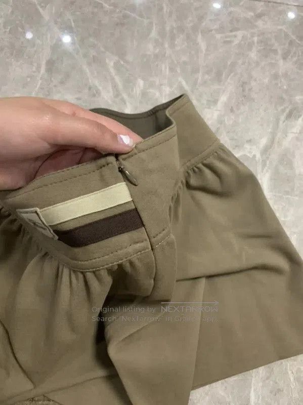 Burberry Burberry Green Cotton Women's Mini Skirt. Size 24" / US 00 / IT 34 - 6 Thumbnail
