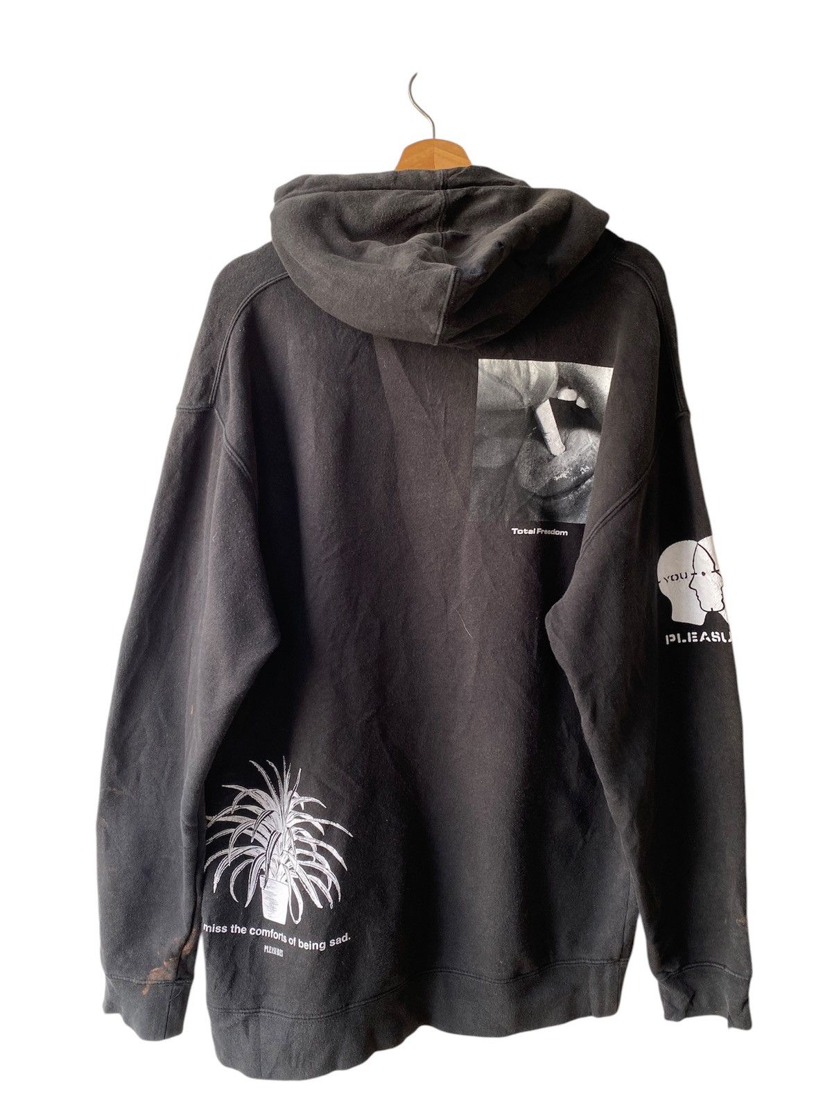 Independent Trading Co. × Independent Truck Co. × Pleasures Pleasures Distressed Faded Total Freedom Hoodie Size US L / EU 52-54 / 3 - 4 Thumbnail