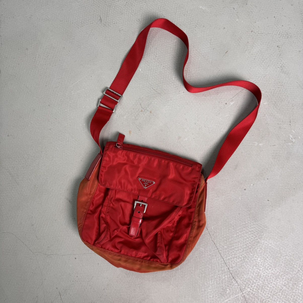 Prada Prada nylon bag 💼 vintage Size ONE SIZE - 7 Thumbnail