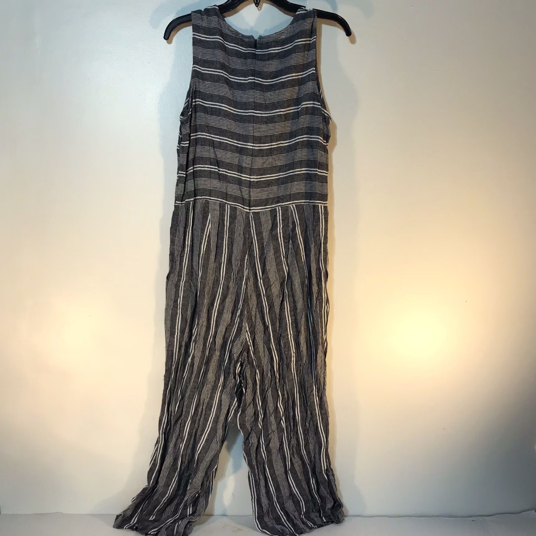Vintage Chloe & Rene Romper Womens L Gray/White Linen Rayon Striped Sleeveless Bohemian 1-Piece Womens Size 36" / US 14 / IT 50 - 2 Thumbnail