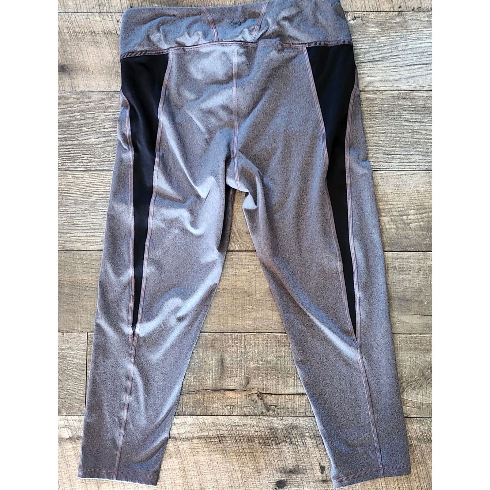 Vintage Gaiam Leggings Capri Medium Gray Black Workout Athletic Running Crop Size Size 32" / US 10 / IT 46 - 3 Thumbnail