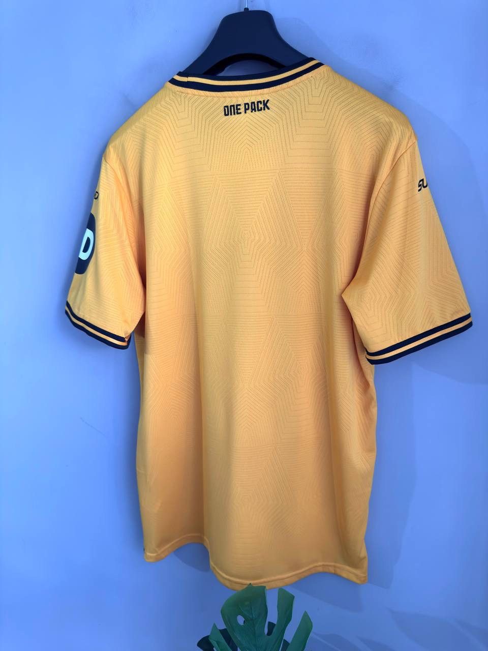Other Sudu Wolverhampton Wanderers 2024/25 Home Soccer Jersey, L Size US L / EU 52-54 / 3 - 11 Thumbnail