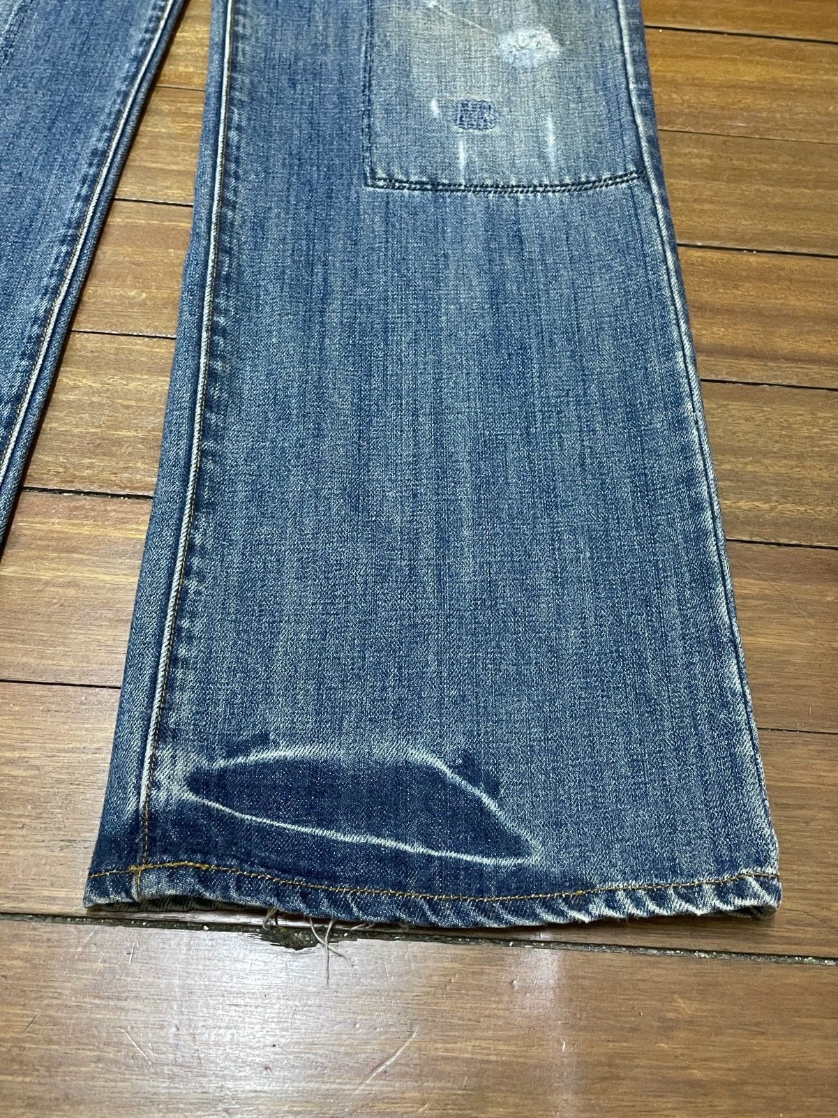 Le Grande Bleu (L.G.B.) Vintage Japanese Brand Semantic Design Patchwork Jeans 1990s Size US 30 / EU 46 - 6 Thumbnail