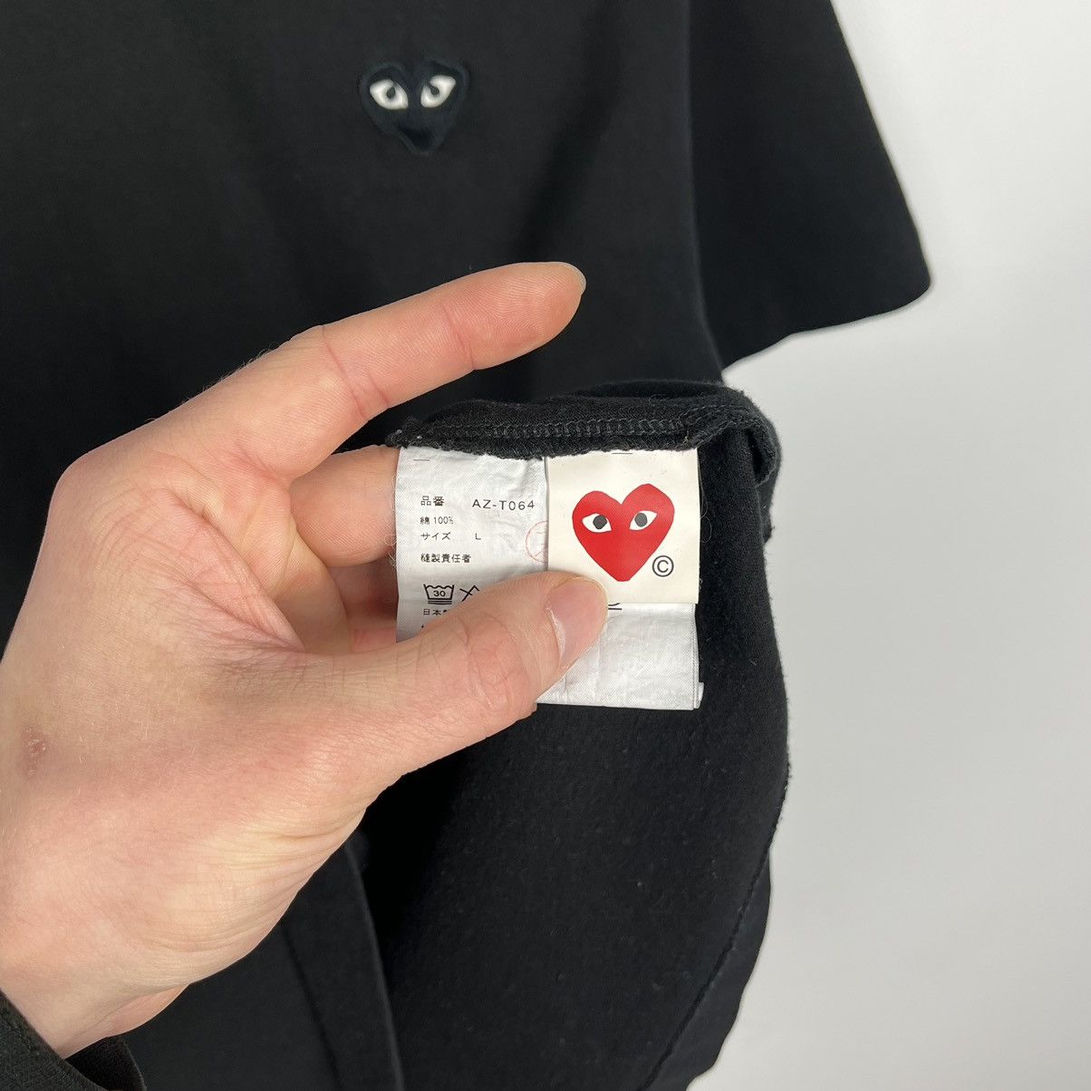 Comme des Garcons Comme Des Garçons Heart Logo T Shirt Size US L / EU 52-54 / 3 - 9 Thumbnail