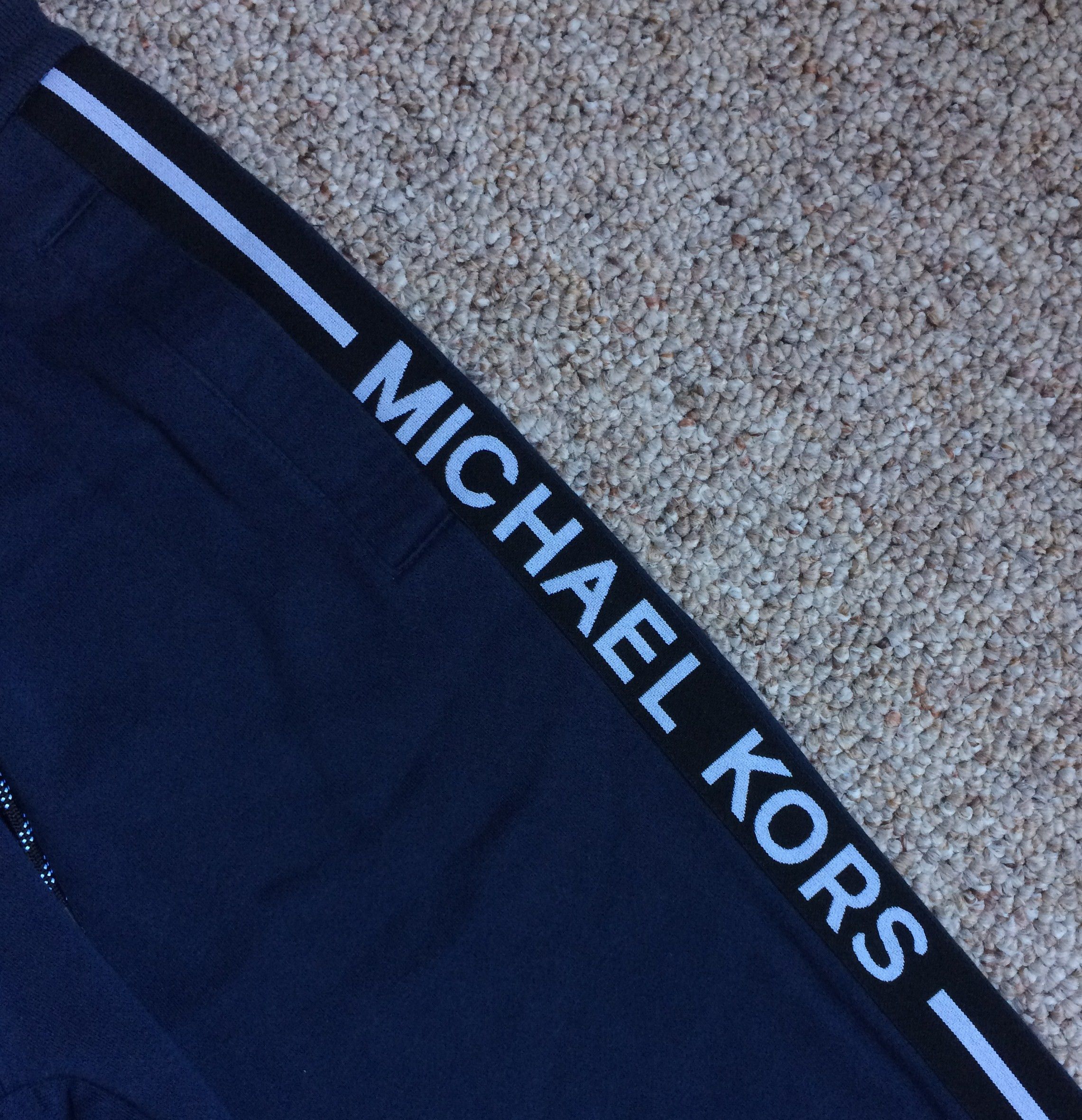 Michael Kors Michael Kors Logo Sweatpants Size US 30 / EU 46 - 3 Thumbnail