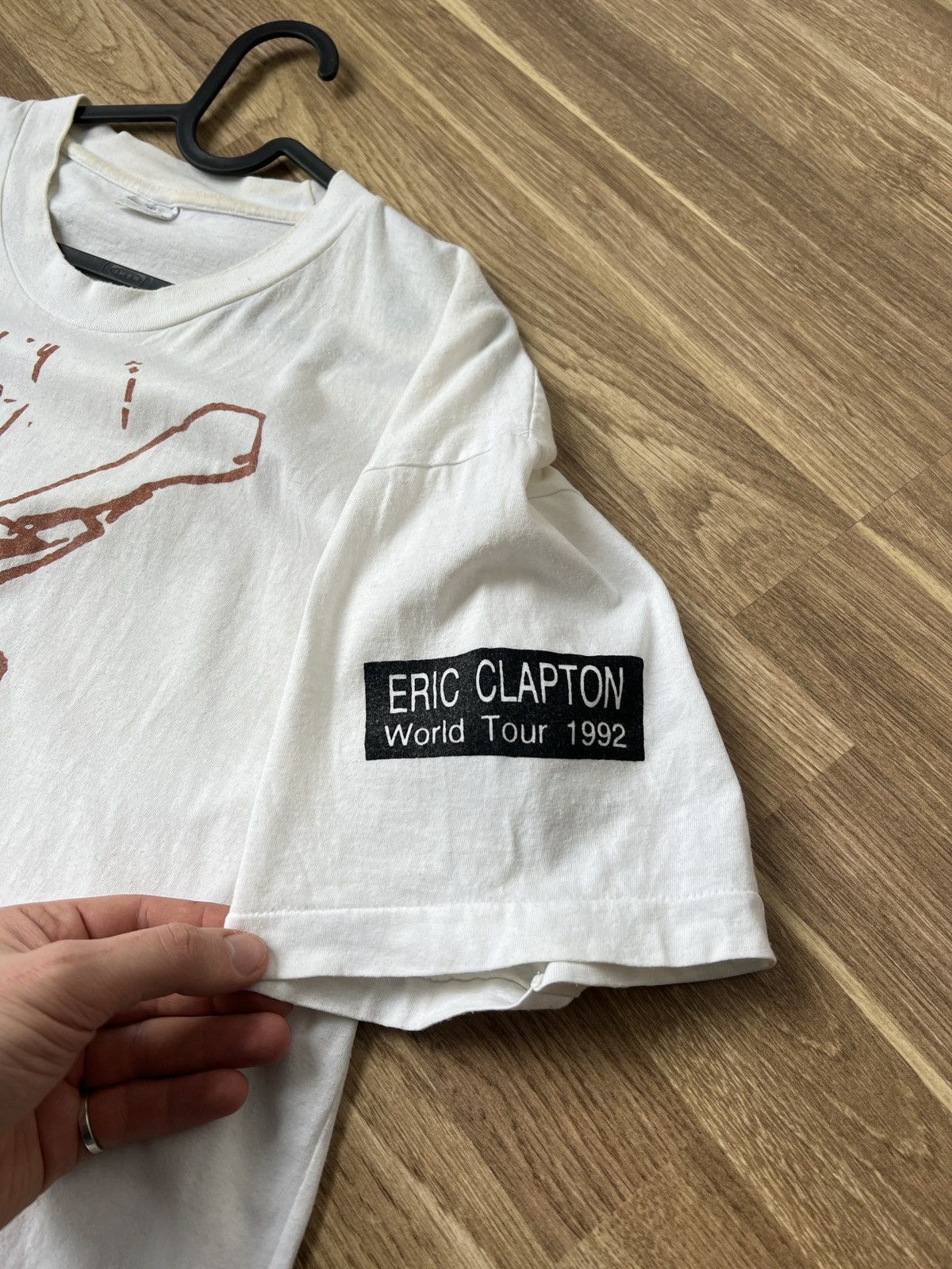 Vintage Vintage Eric Clapton 1992 World Tour White Tshirt Size XL Size US XL / EU 56 / 4 - 6 Thumbnail