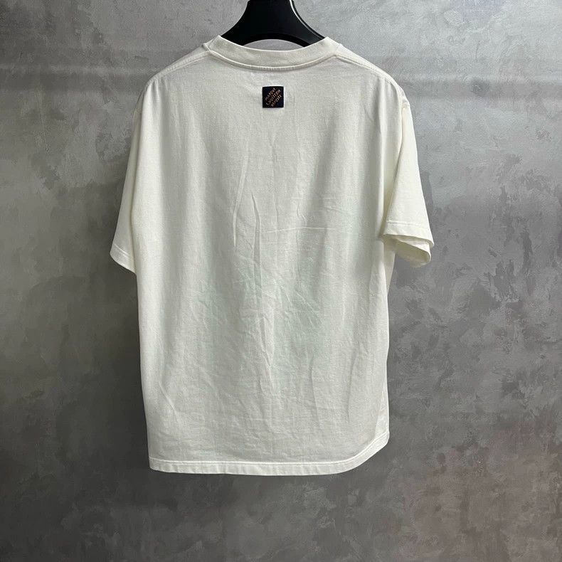 Louis Vuitton Louis Vuitton 25 New Spring Printed Crew Neck Short Sleeve Size US XL / EU 56 / 4 - 5 Thumbnail