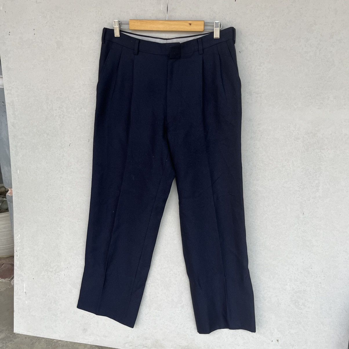 Other Vintage Navy Blue Pleated Trousers With A Relaxed Fit Size S Size US 26 / EU 42 - 2 Thumbnail