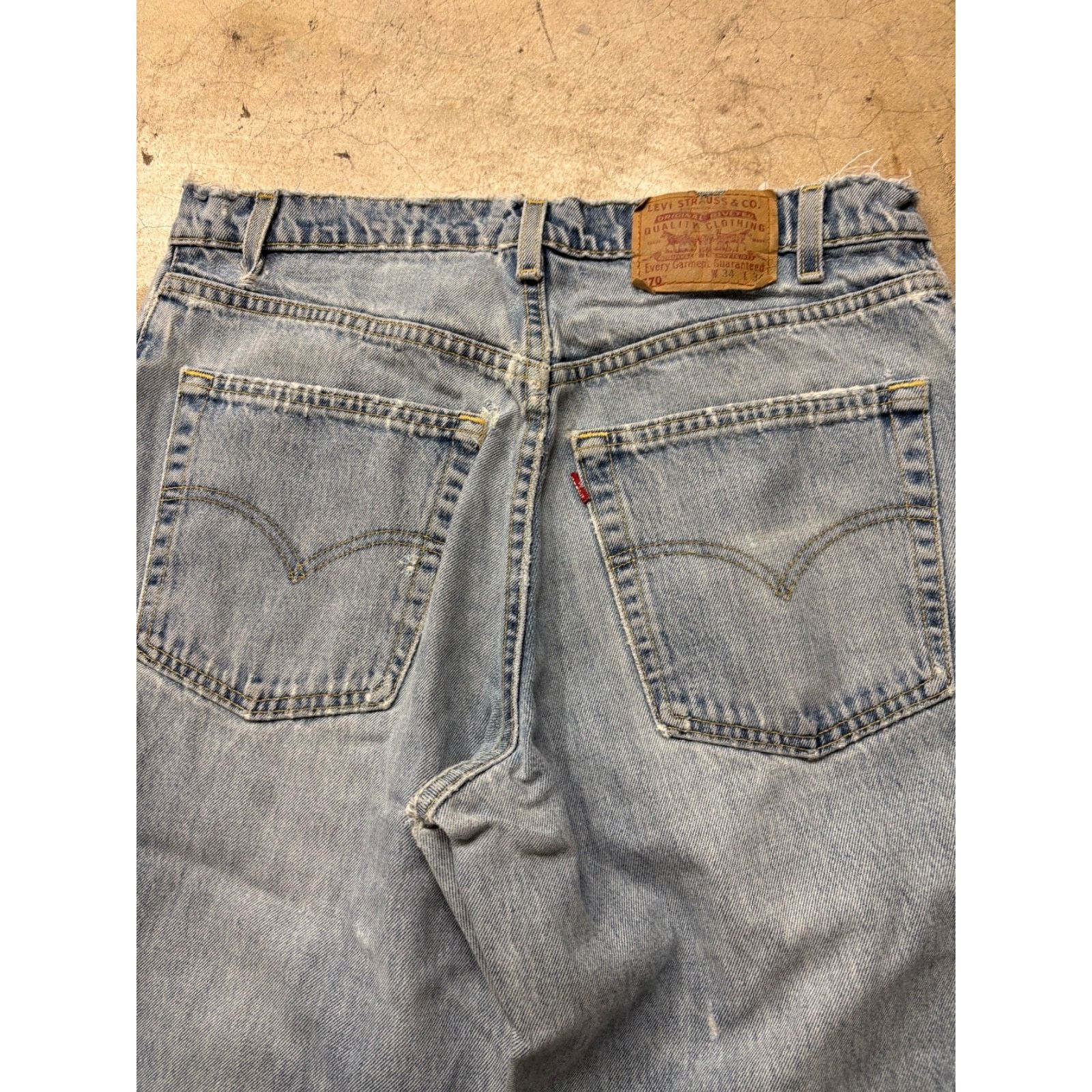 Levi's VTG Levi’s 570 Baggy Fit Jeans 34x34 Light Wash Y2K Size US 34 / EU 50 - 20 Thumbnail