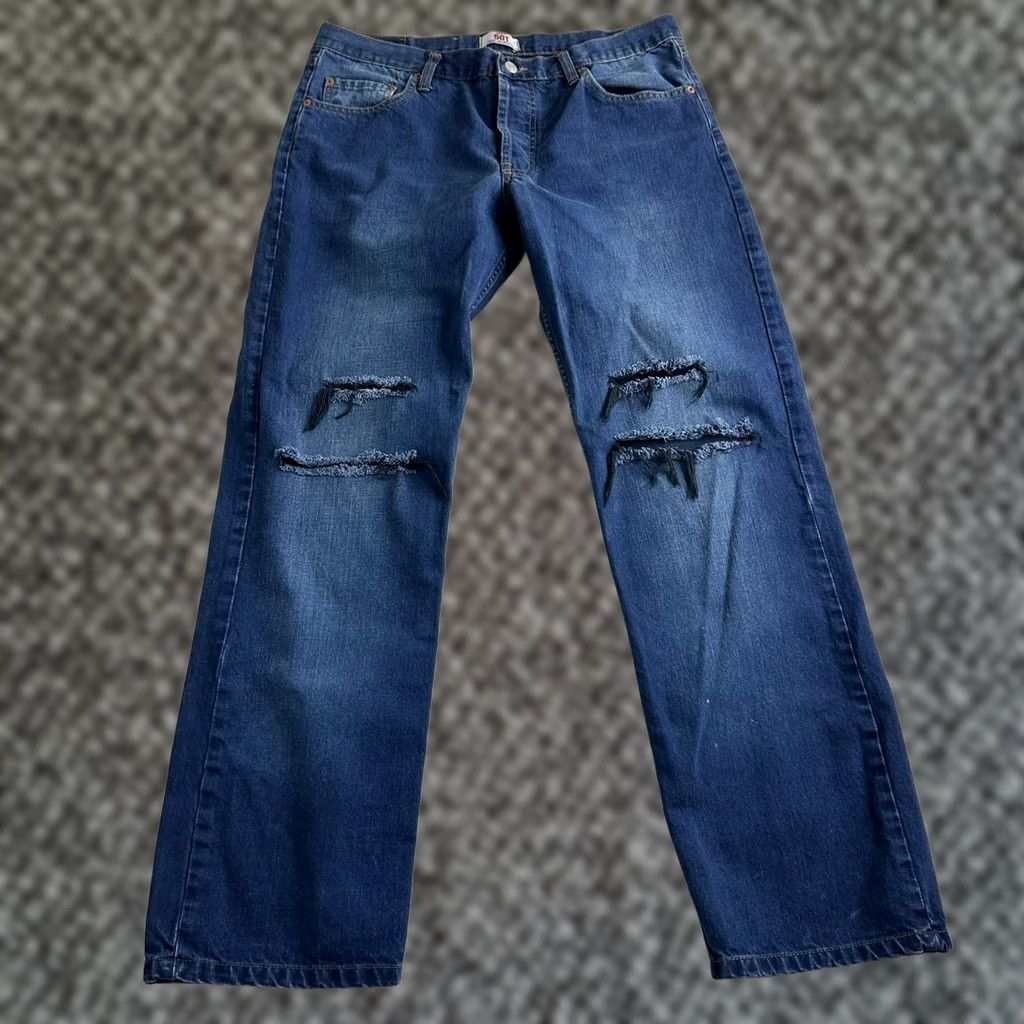 Levi's VINTAGE Levi's 501xx Jeans Men 36x30 Blue Distressed Straight Leg Button Fly USA Made In USA Mens Straight Jeans Size US 36 / EU 52 - 1 Thumbnail