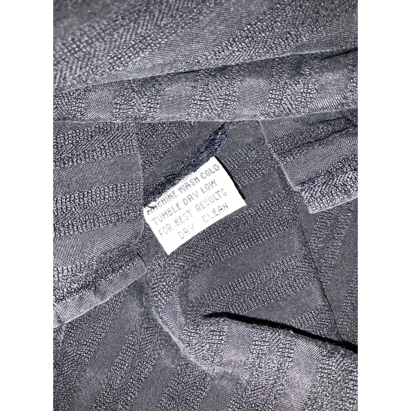 Tommy Bahama VINTAGE: No Tommy Bahama Shirt Men M Black Silk Button-Up 2 Pocket Coconut Embroidered Signature Relax Beach Resort Size US M / EU 48-50 / 2 - 6 Thumbnail
