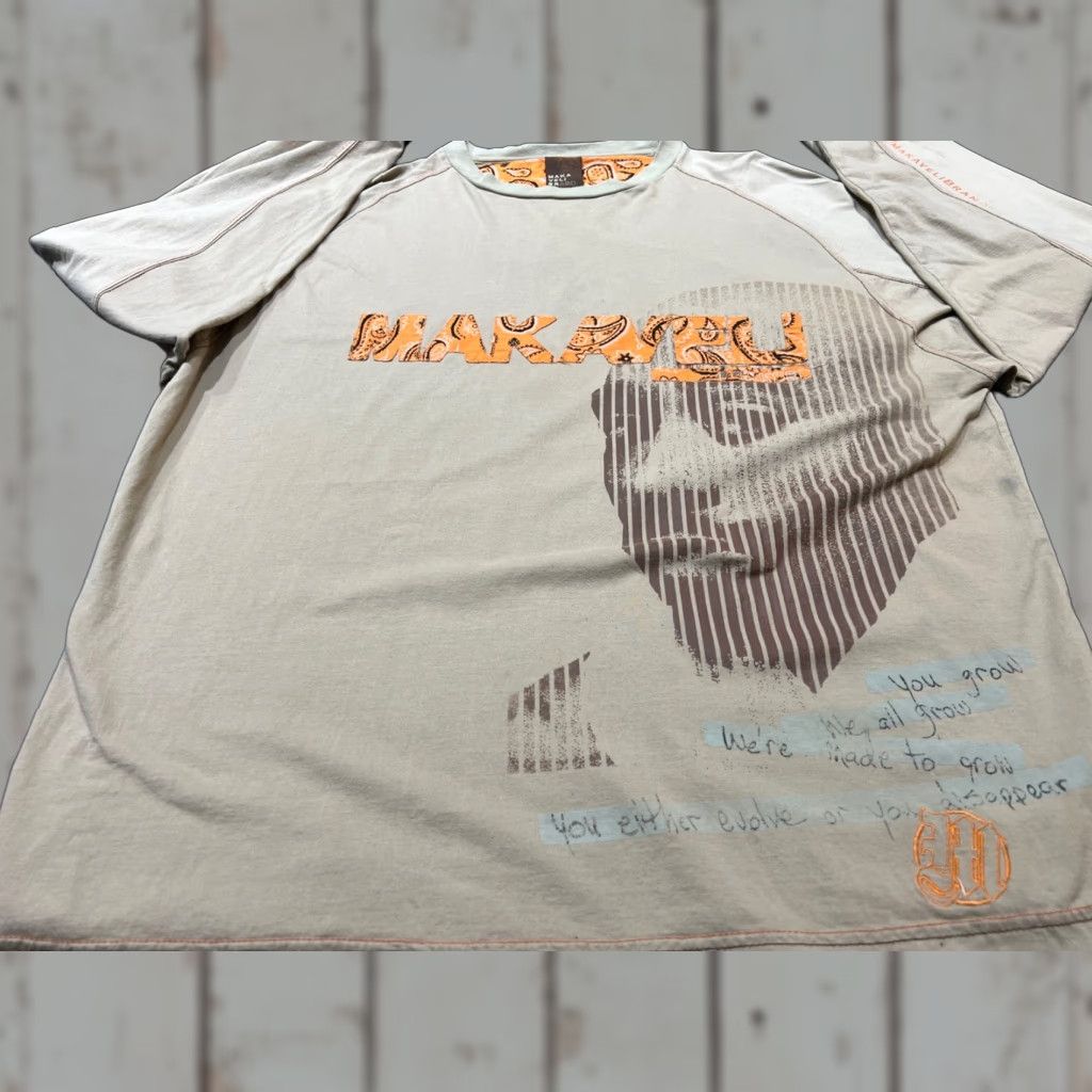 Vintage VINTAGE Makaveli Tupac T Shirt Long Sleeve Raglan 2XL Beige Hip Hop 90s 2000s Mens Size US XXL / EU 58 / 5 - 1 Thumbnail