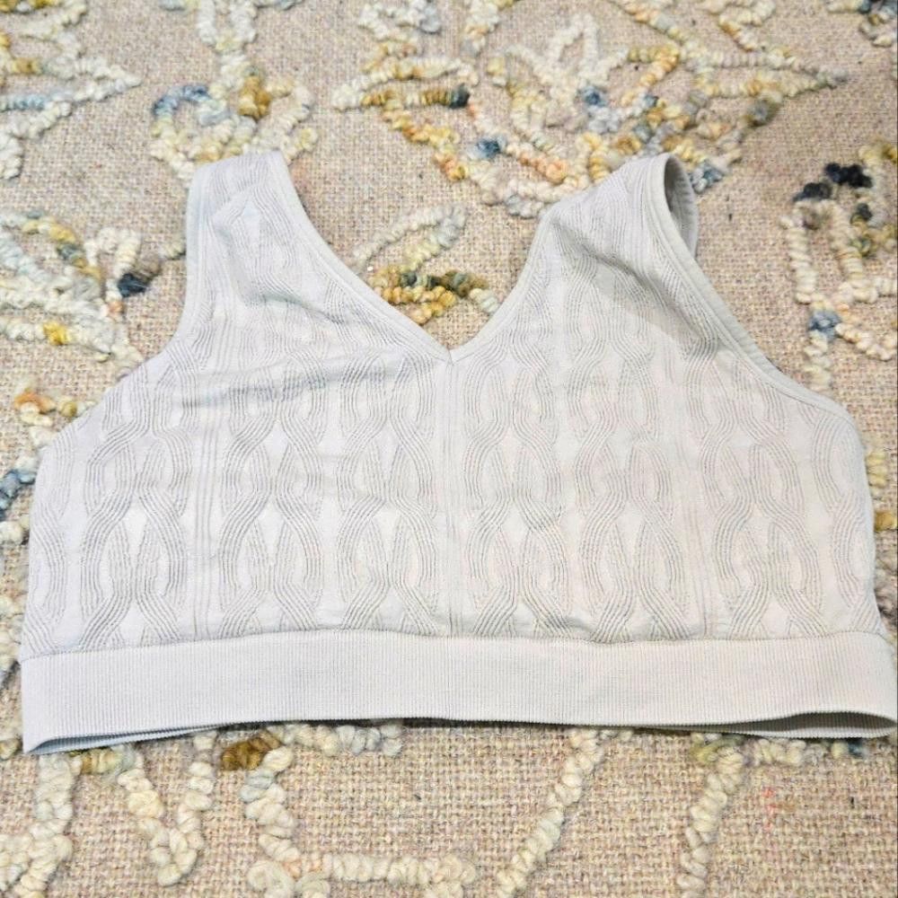 Designer Cacique Bralette Size ONE SIZE - 1 Thumbnail