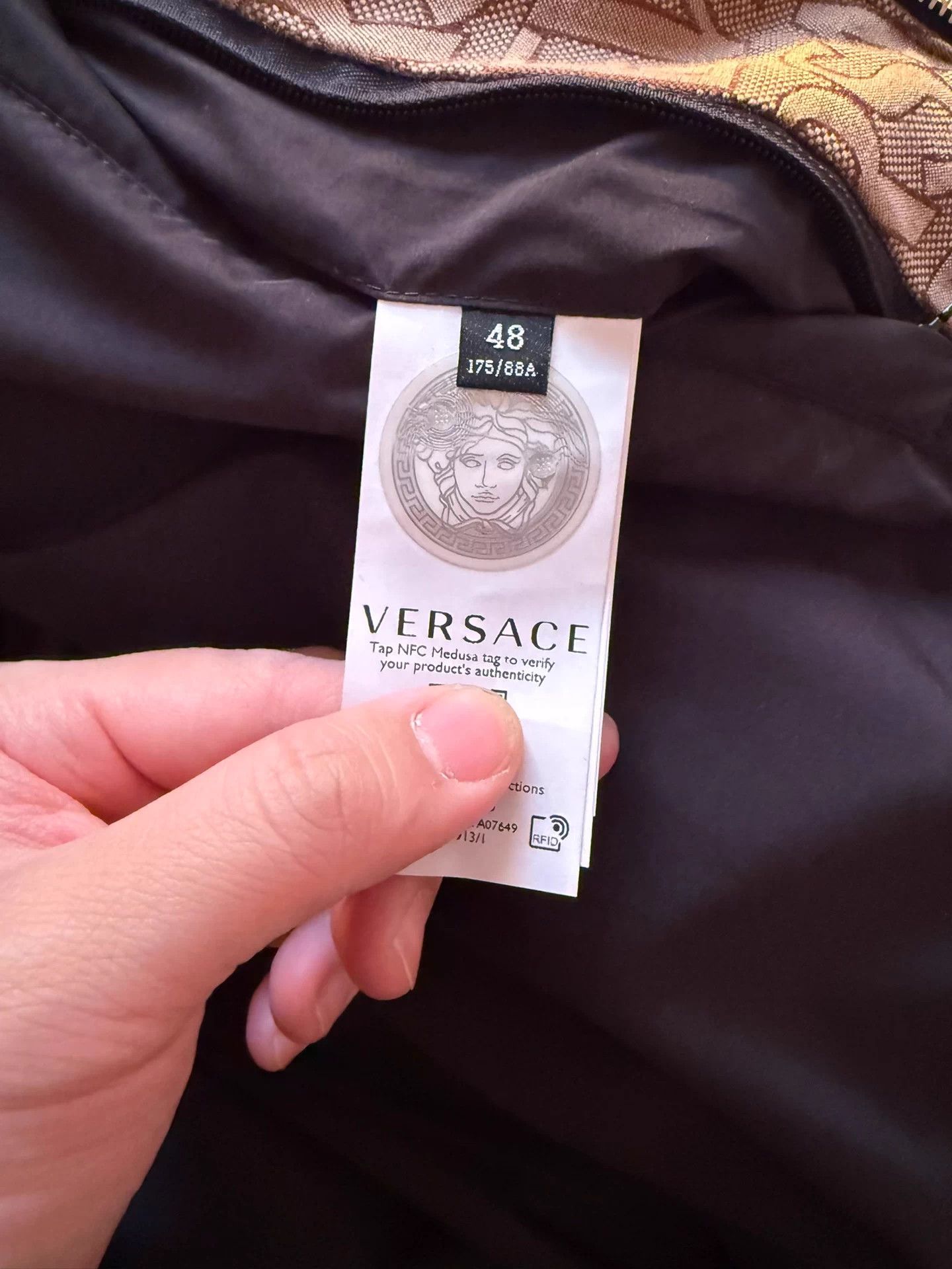 Versace Versace Full Logo Oversized Goose Down Jacket 48 Size US M / EU 48-50 / 2 - 4 Thumbnail