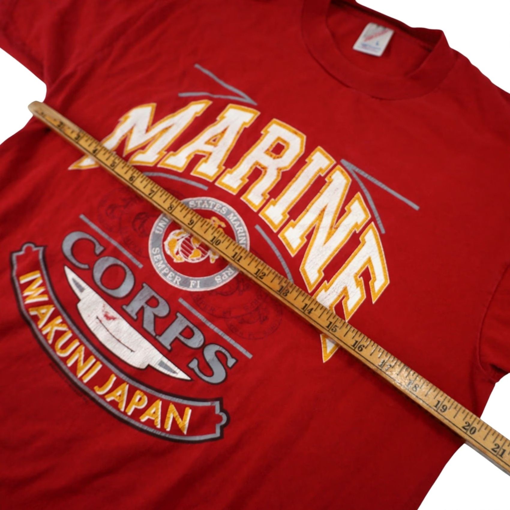 Vintage VINTAGE United States Marine Corps Iwakuni Japan Graphic T Shirt Men Large Red Size US L / EU 52-54 / 3 - 6 Thumbnail