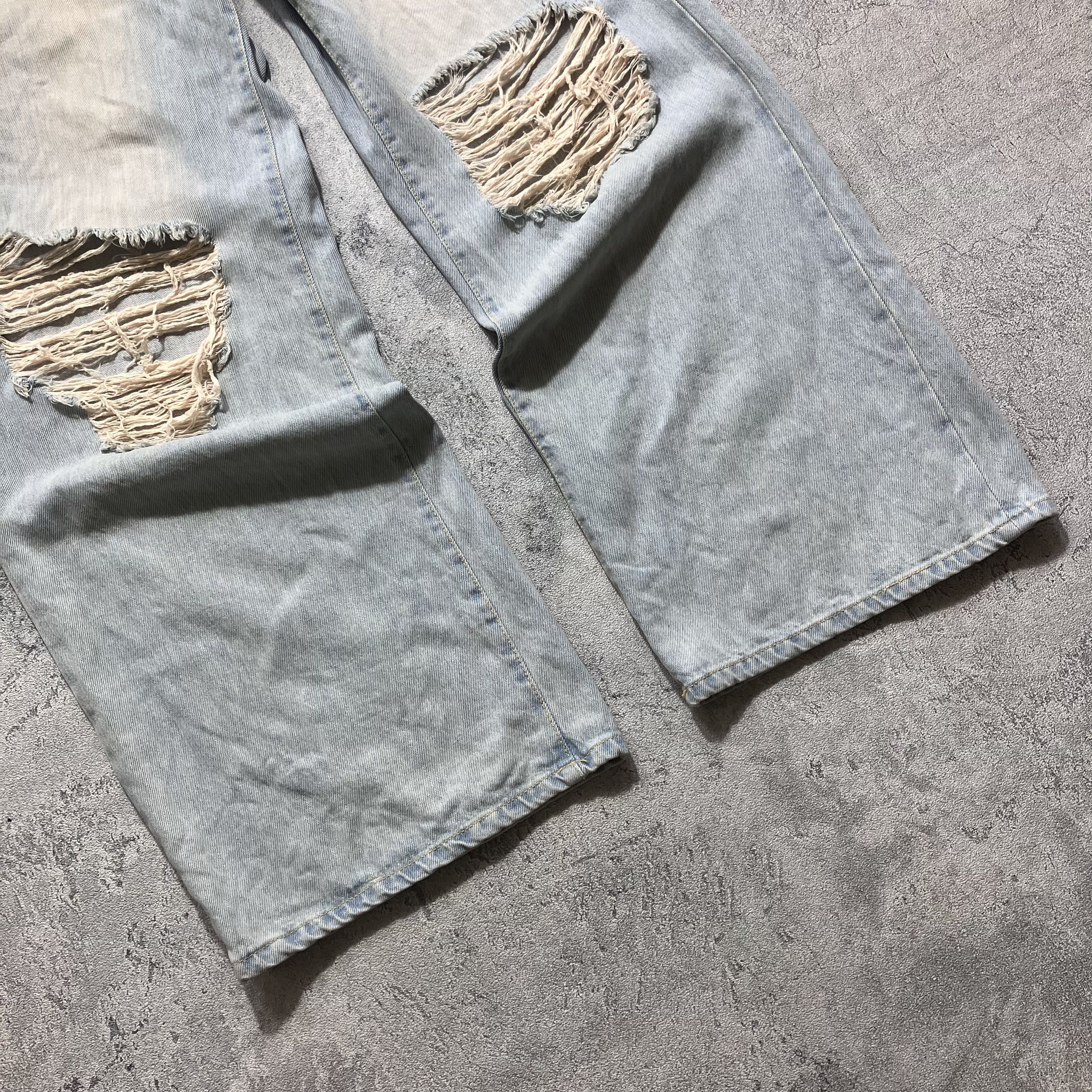 If Six Was Nine L'Essence blue washed distressed baggy jeans Size US 30 / EU 46 - 7 Thumbnail