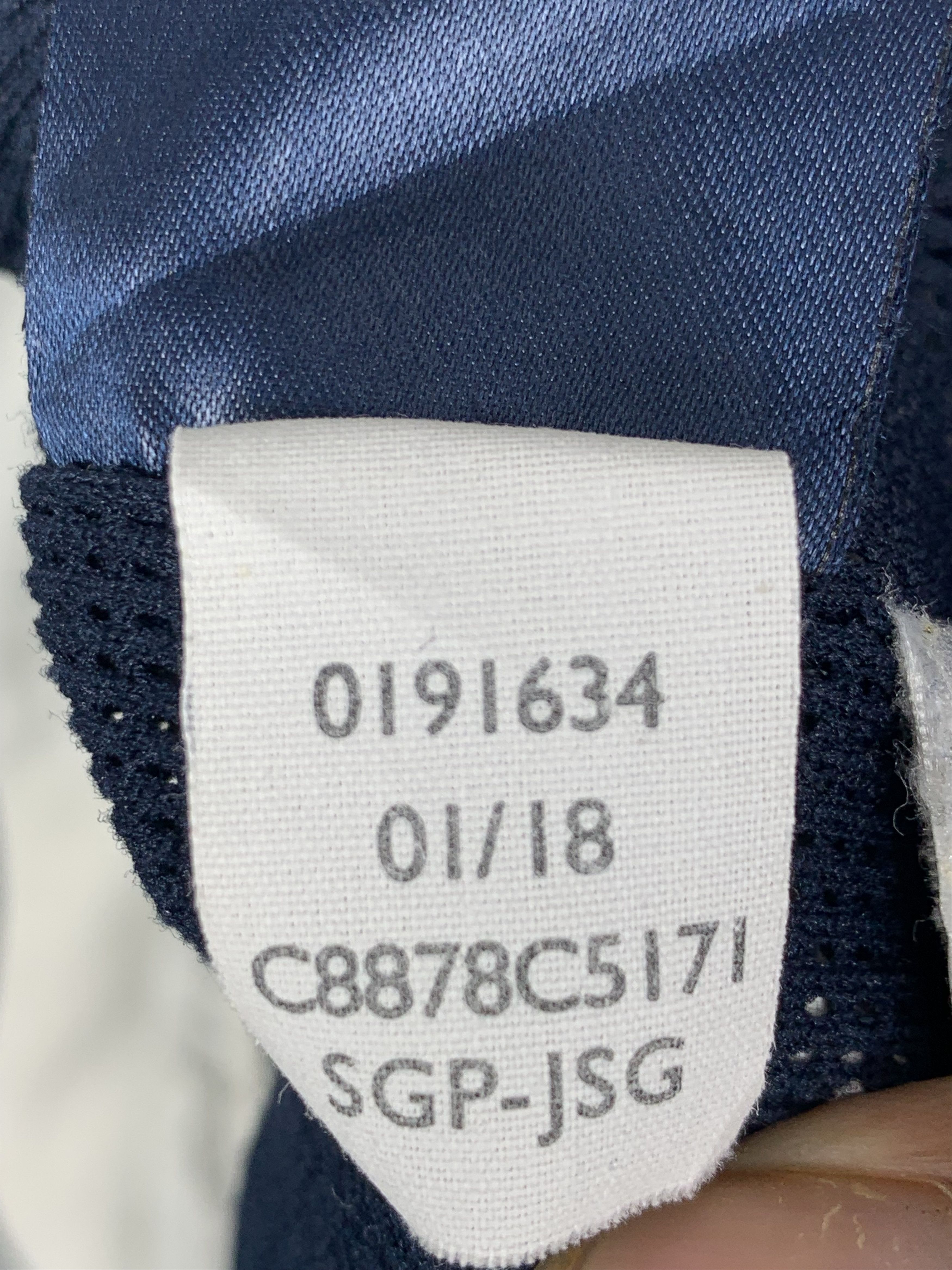 Tommy Hilfiger Vintage Tommy Hilfiger Hoodie Zipper Jacket J1244 Size US L / EU 52-54 / 3 - 13 Thumbnail
