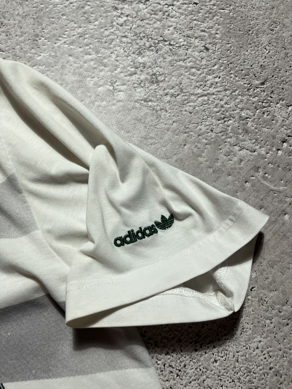 Adidas × Vintage Vintage Adidas Polo Shirt 90s Retro Graphic Short Sleeve Size US L / EU 52-54 / 3 - 9 Thumbnail