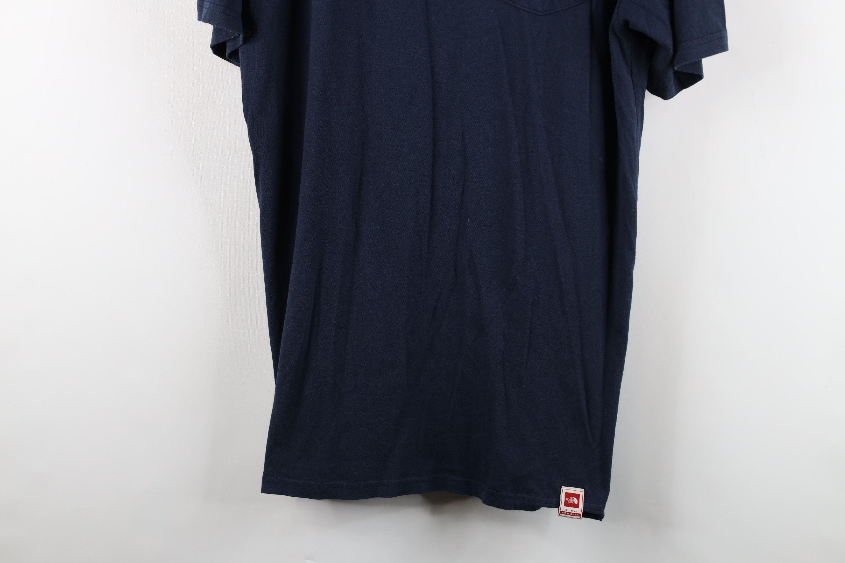 The North Face × Vintage The North Face Spell Out Short Sleeve Pocket T-Shirt Blue Size US L / EU 52-54 / 3 - 3 Thumbnail