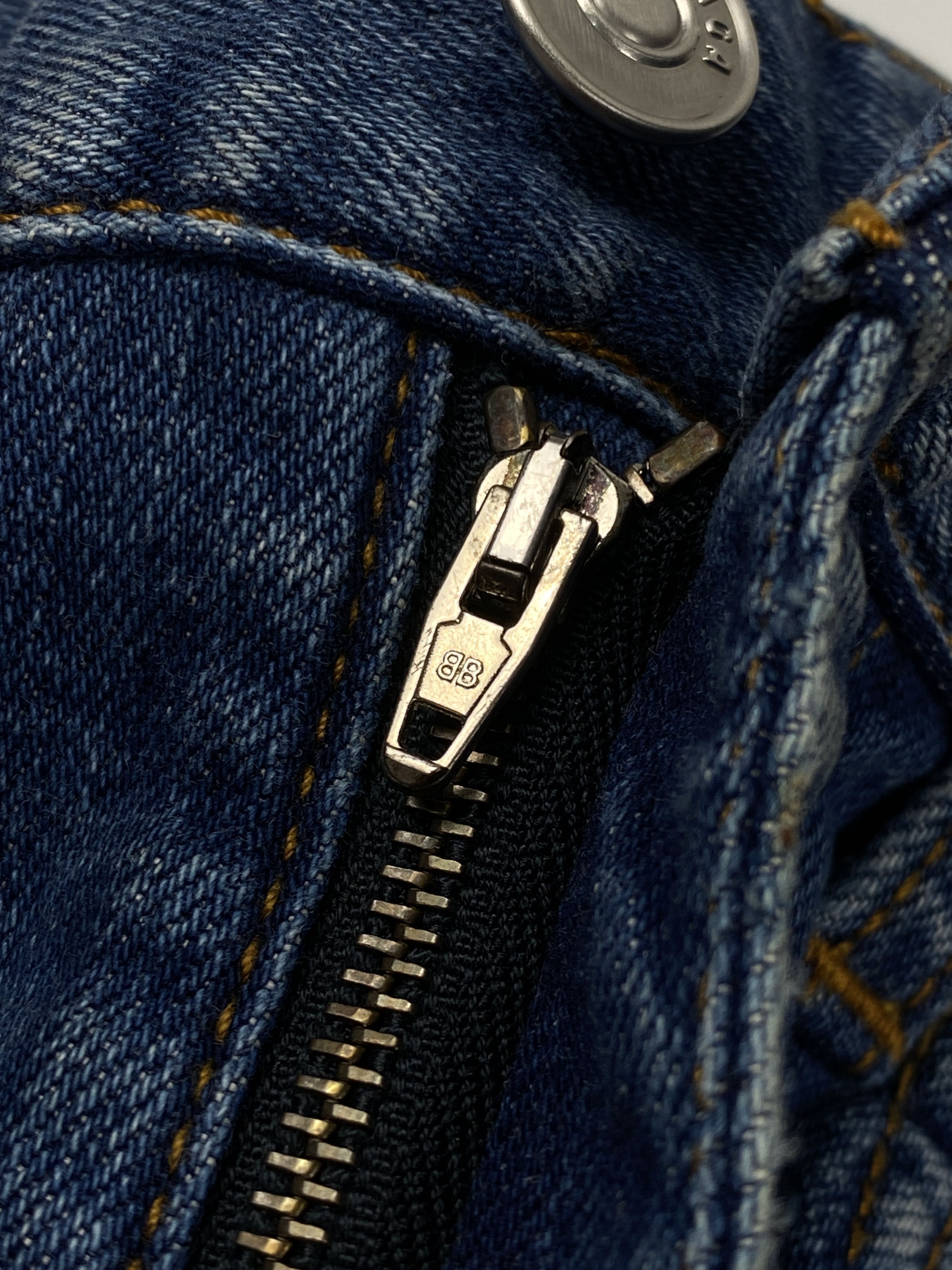 Balenciaga F/W 2017 Ripped Skinny Jeans Size US 29 - 8 Thumbnail